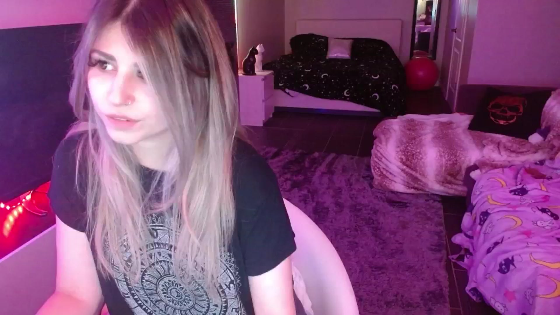 Gallery image thumbnail from Serafina's myfreecams stream on, 07/12/2024, 05:12 image 11 of 20