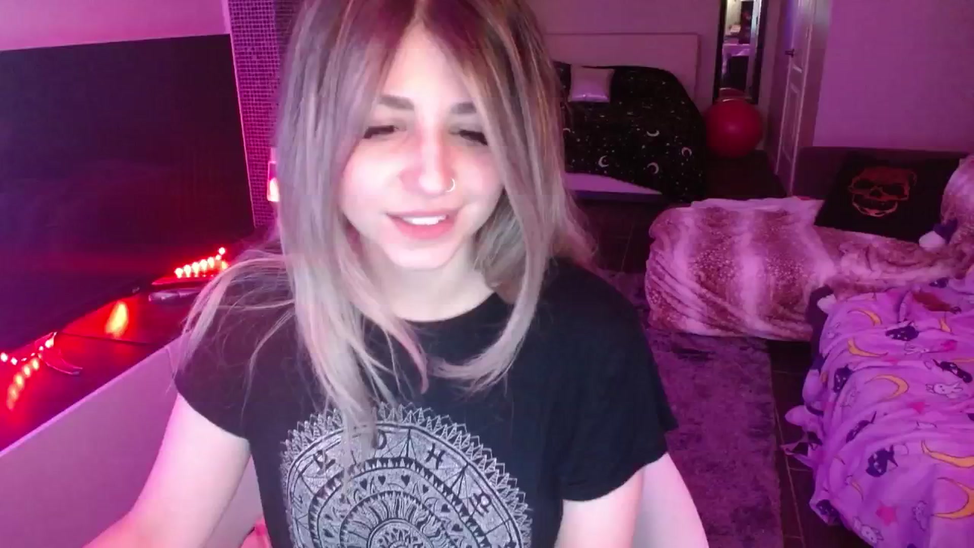 Gallery image thumbnail from Serafina's myfreecams stream on, 07/12/2024, 05:12 image 12 of 20