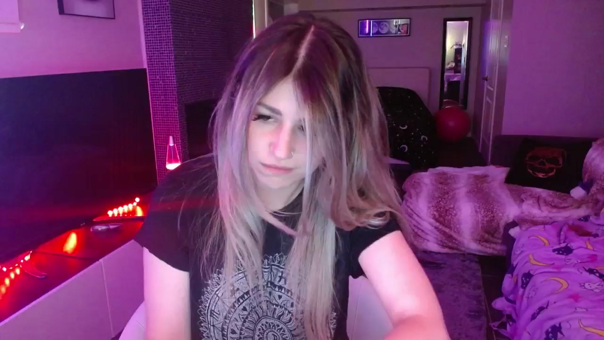 Gallery image thumbnail from Serafina's myfreecams stream on, 07/12/2024, 05:12 image 4 of 20