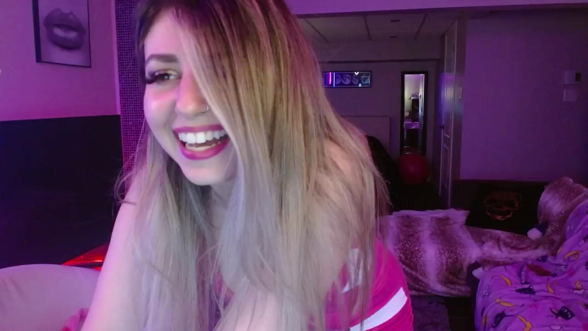 Gallery image thumbnail from Serafina's myfreecams stream on, 07/13/2024, 06:00 image 1 of 20