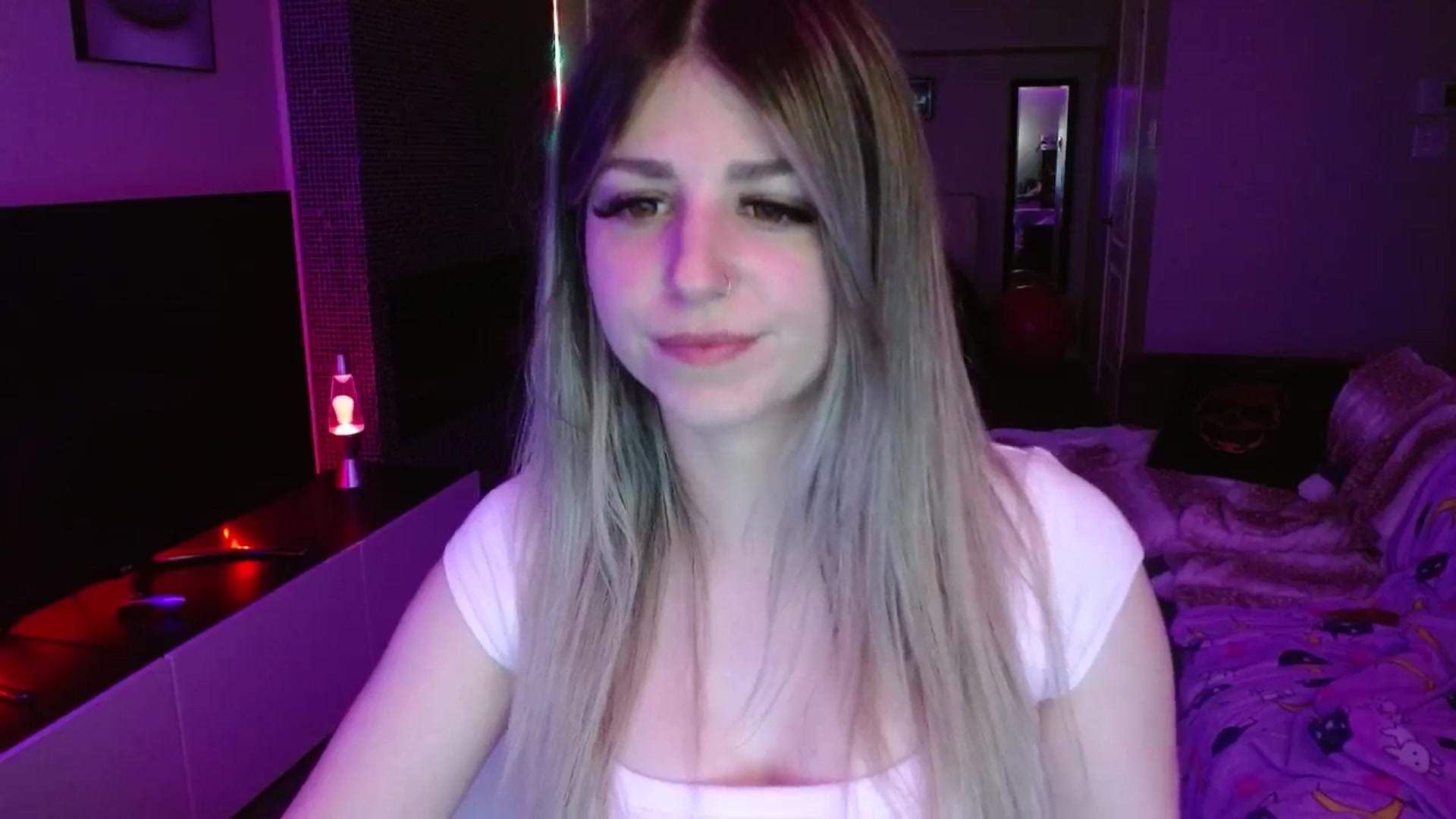 Gallery image thumbnail from Serafina's myfreecams stream on, 07/15/2024, 06:01 image 10 of 20