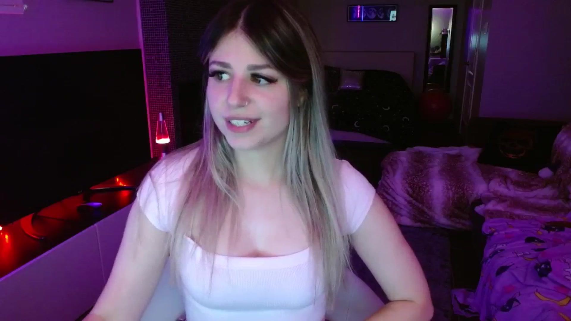 Gallery image thumbnail from Serafina's myfreecams stream on, 07/15/2024, 06:01 image 5 of 20