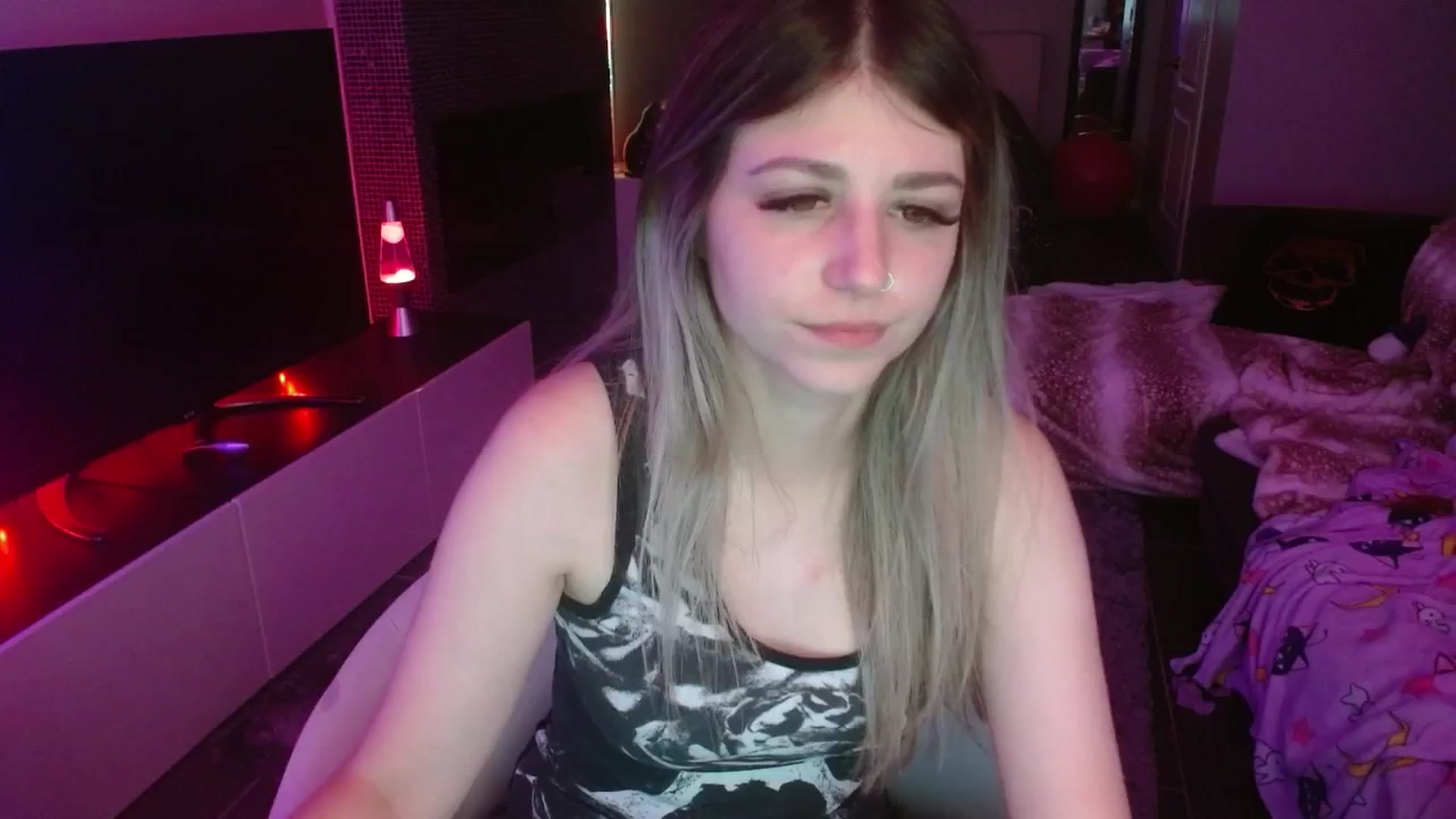 Gallery image thumbnail from Serafina's myfreecams stream on, 07/17/2024, 05:51 image 12 of 20