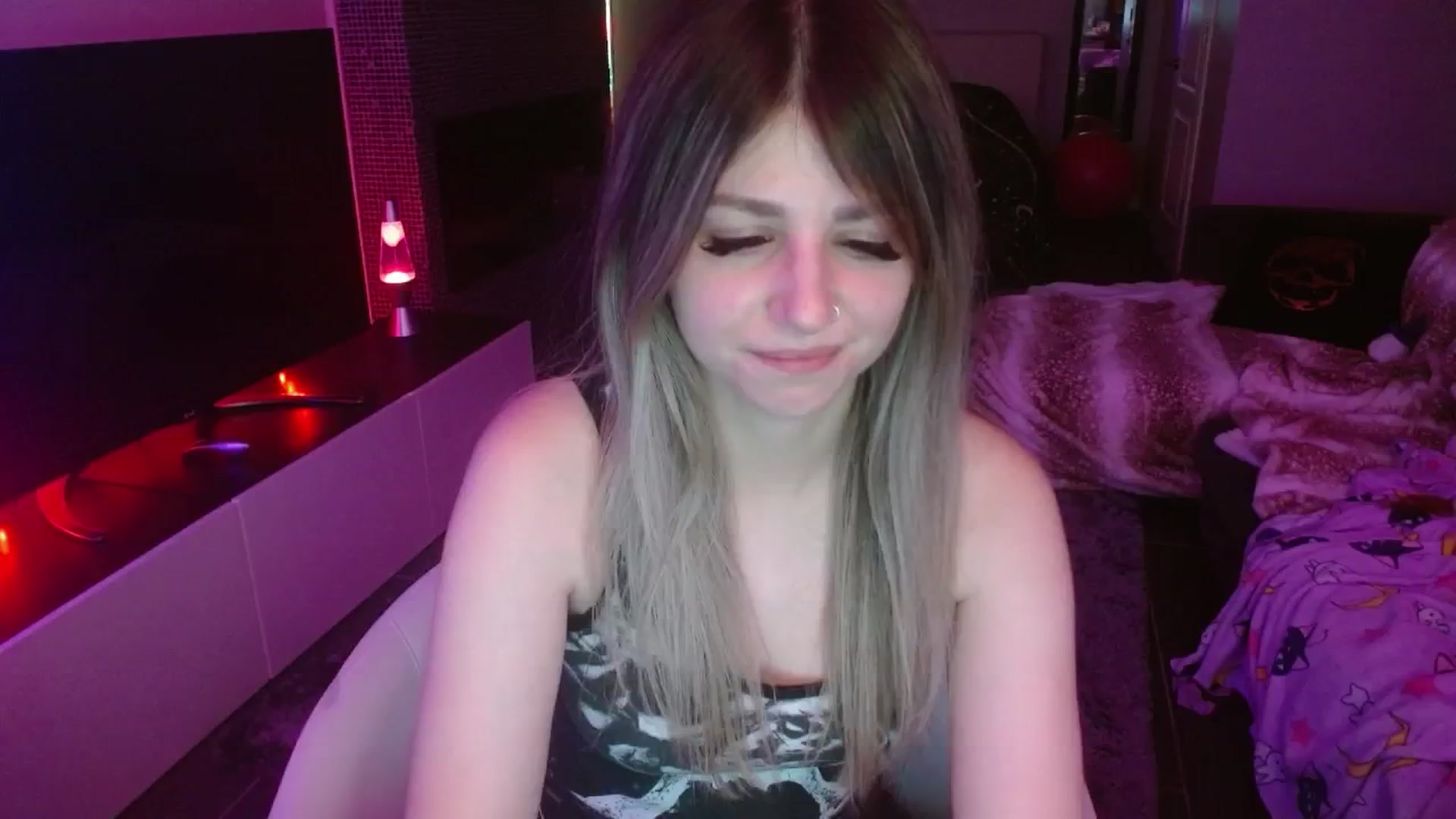 Gallery image thumbnail from Serafina's myfreecams stream on, 07/17/2024, 05:51 image 11 of 20