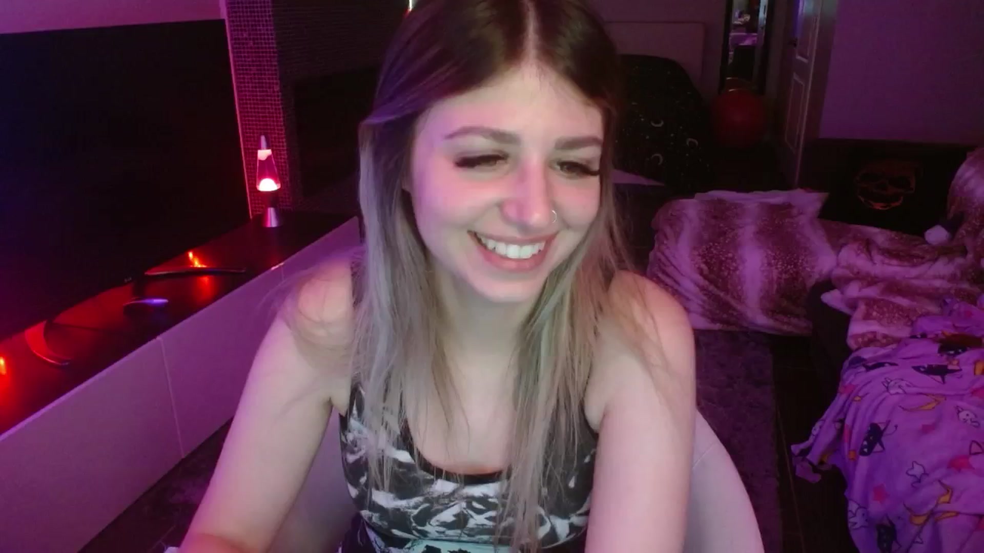 Gallery image thumbnail from Serafina's myfreecams stream on, 07/17/2024, 05:51 image 20 of 20