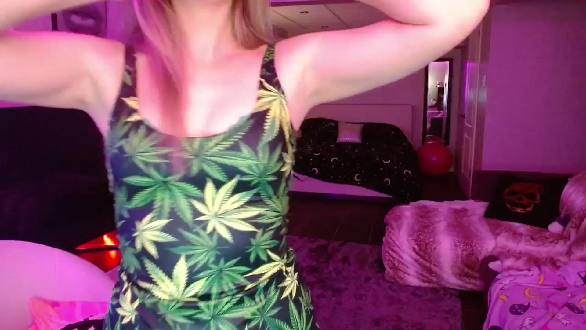 Gallery image thumbnail from Serafina's myfreecams stream on, 07/18/2024, 05:56 image 9 of 20