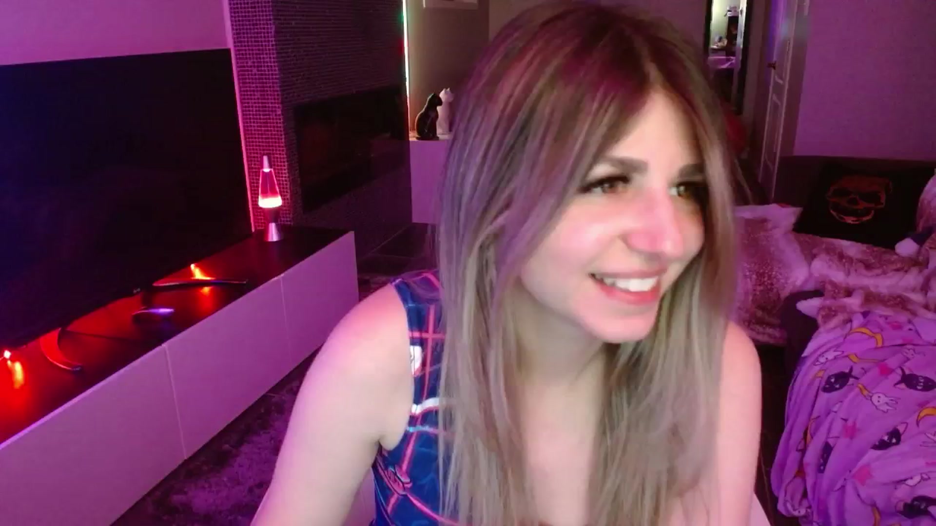 Gallery image thumbnail from Serafina's myfreecams stream on, 07/20/2024, 03:21 image 20 of 20