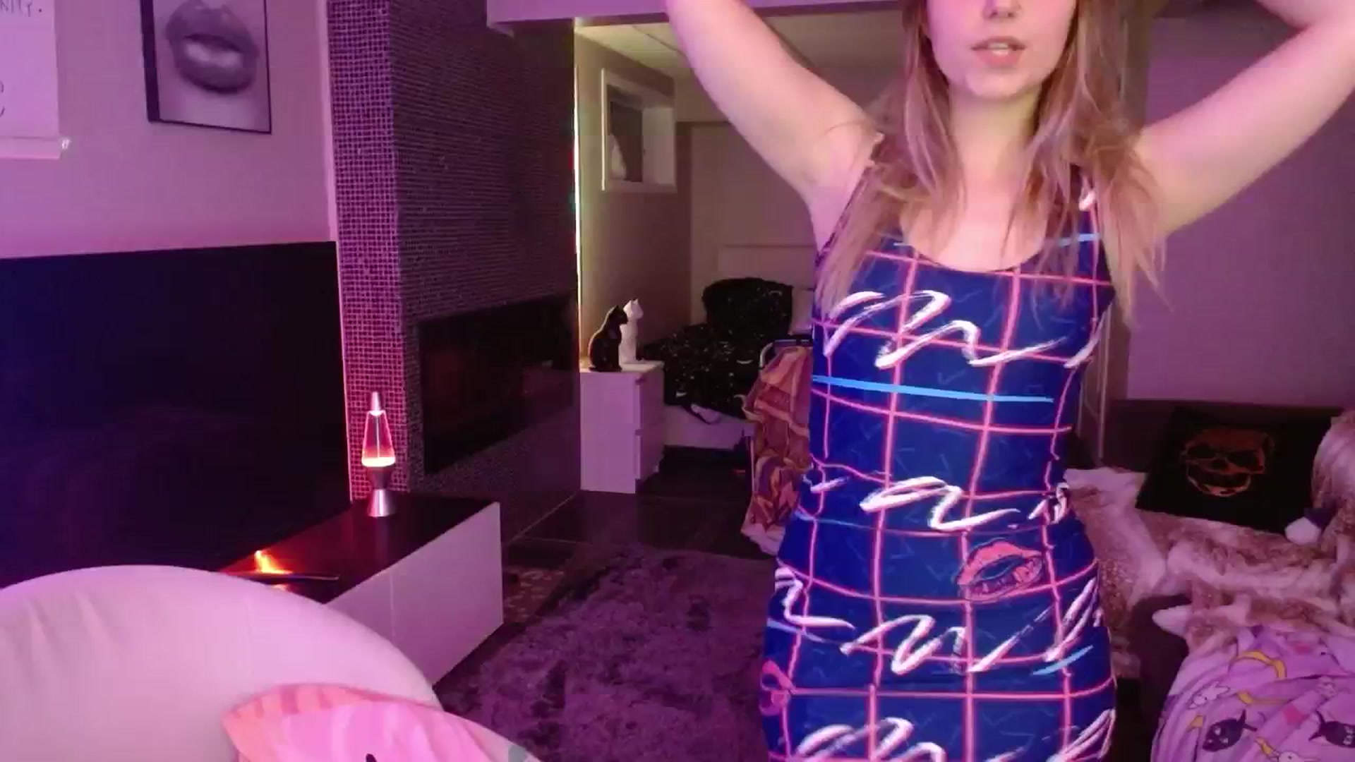 Gallery image thumbnail from Serafina's myfreecams stream on, 07/20/2024, 03:21 image 9 of 20
