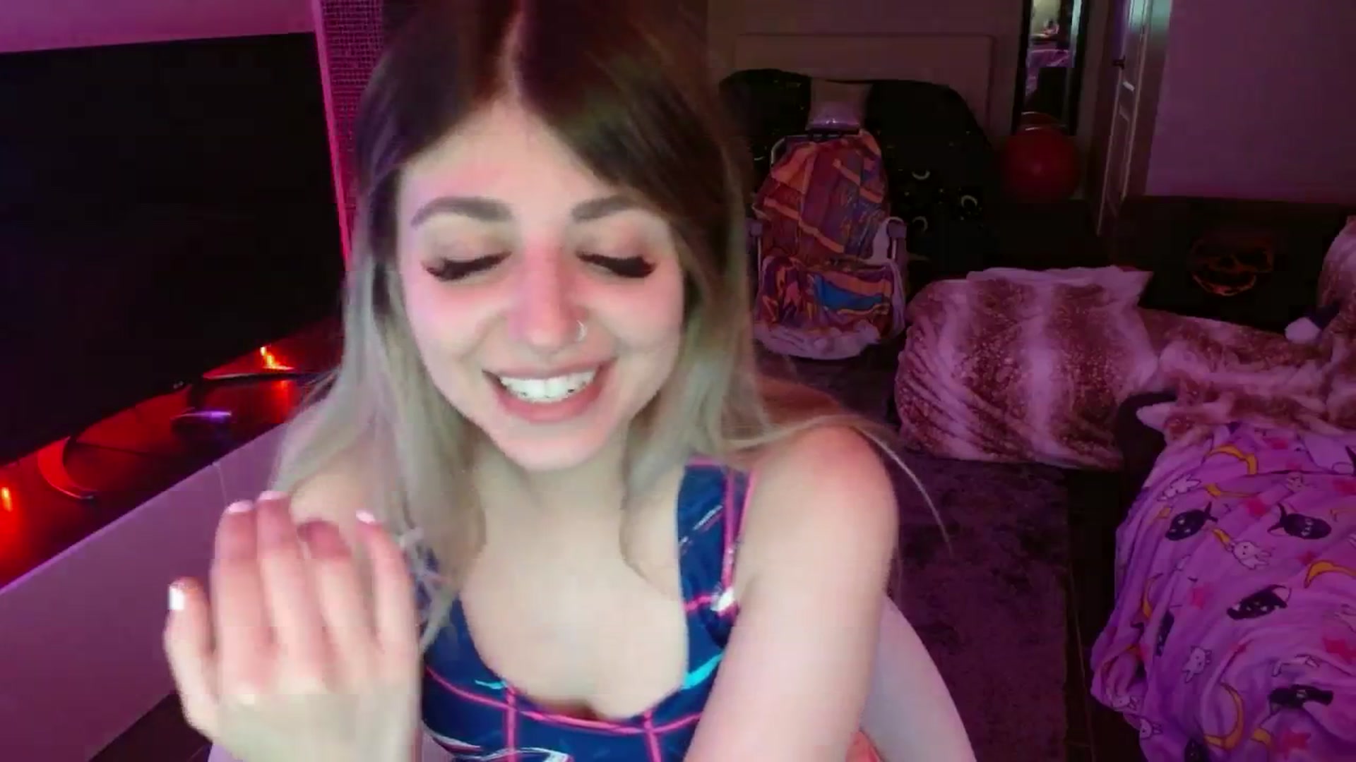 Gallery image thumbnail from Serafina's myfreecams stream on, 07/20/2024, 05:26 image 16 of 20
