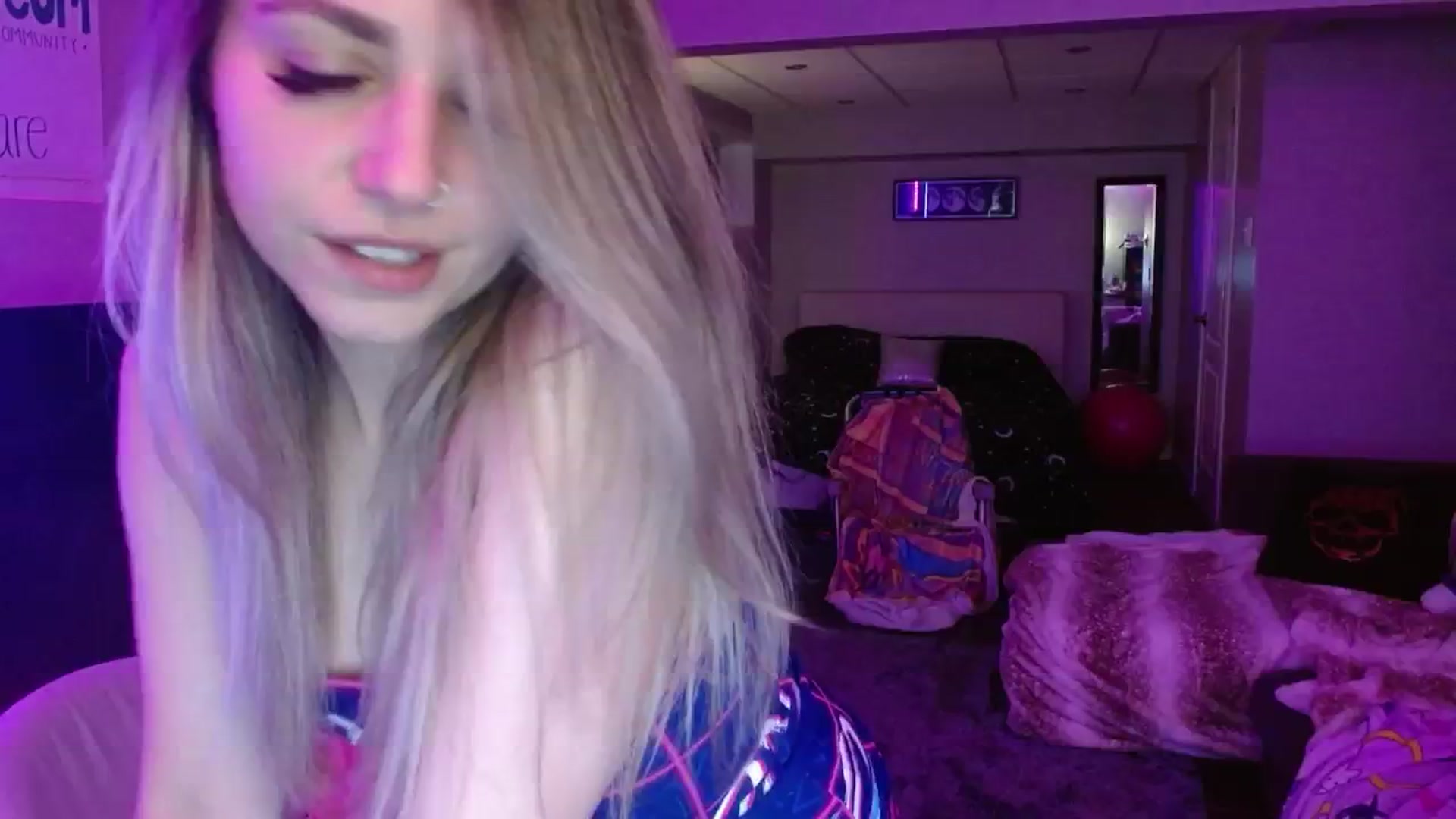 Gallery image thumbnail from Serafina's myfreecams stream on, 07/20/2024, 05:26 image 7 of 20
