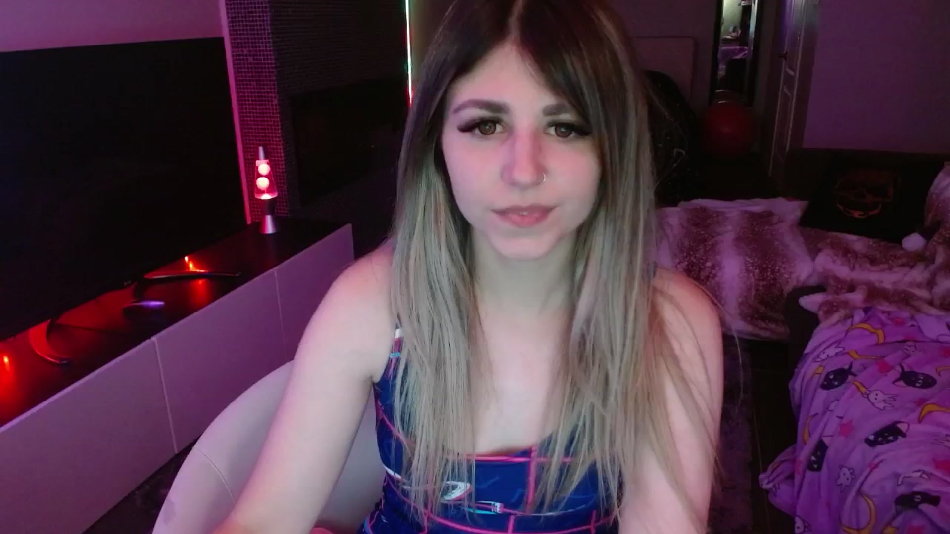 Gallery image thumbnail from Serafina's myfreecams stream on, 07/20/2024, 07:10 image 1 of 20