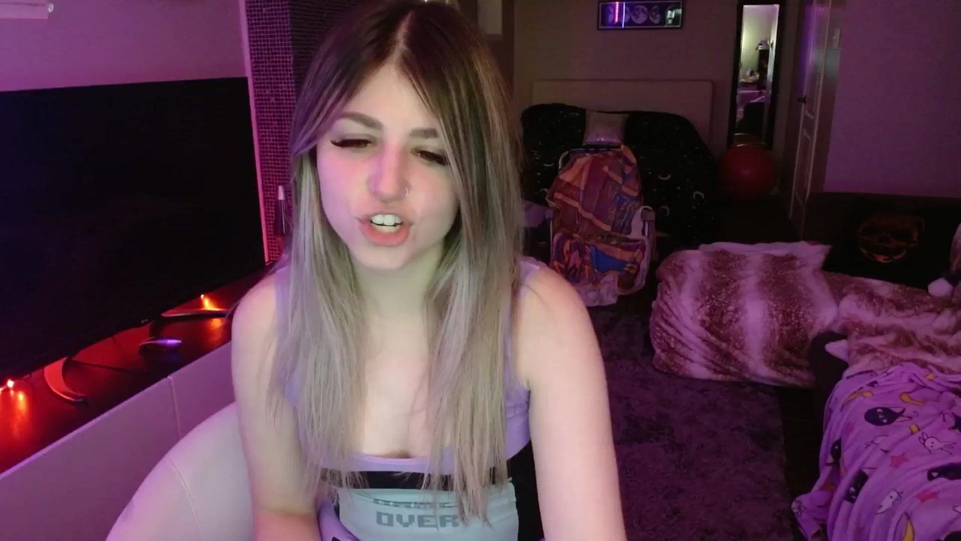 Gallery image thumbnail from Serafina's myfreecams stream on, 07/21/2024, 04:19 image 6 of 20
