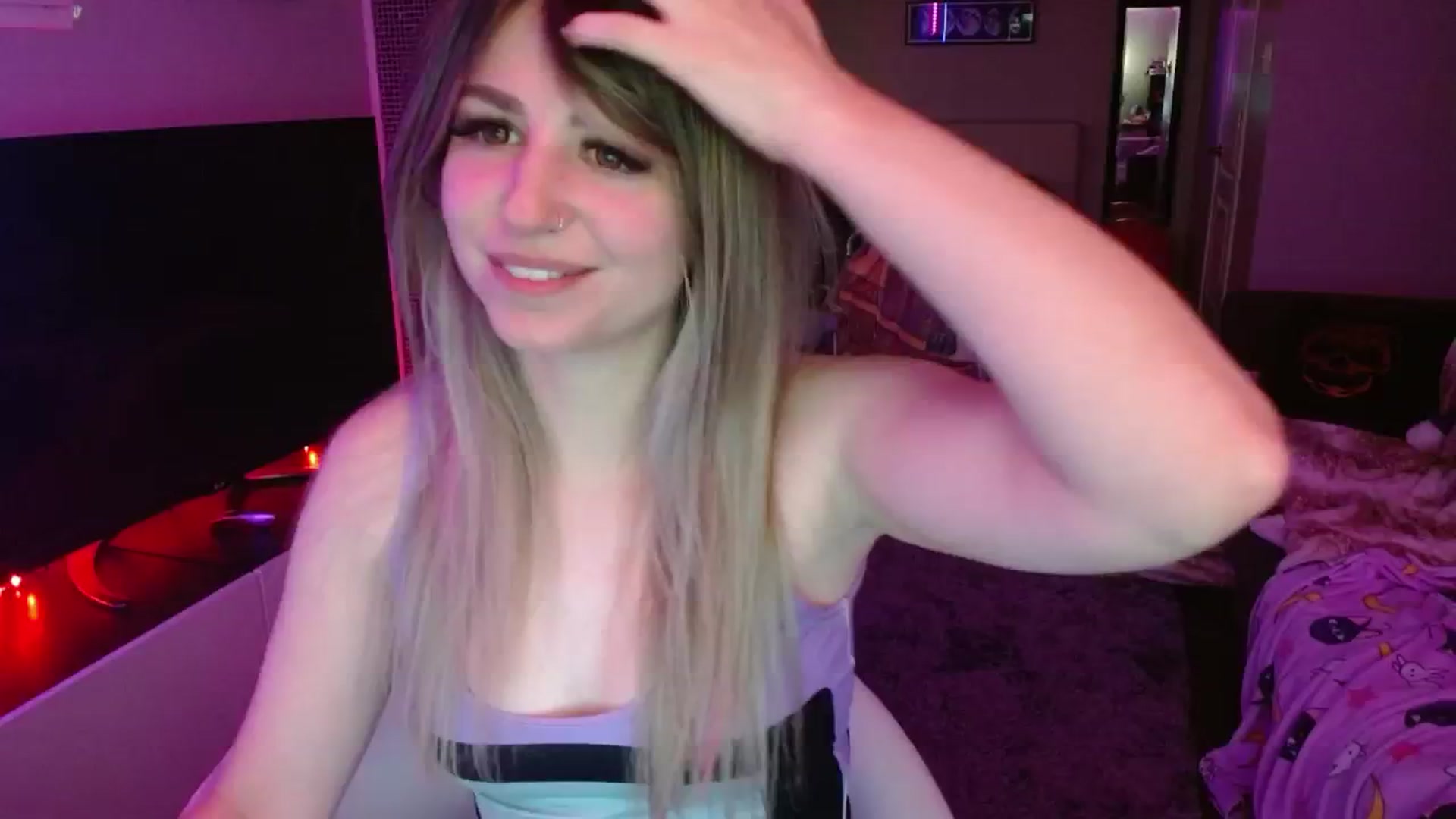 Gallery image thumbnail from Serafina's myfreecams stream on, 07/21/2024, 04:19 image 8 of 20