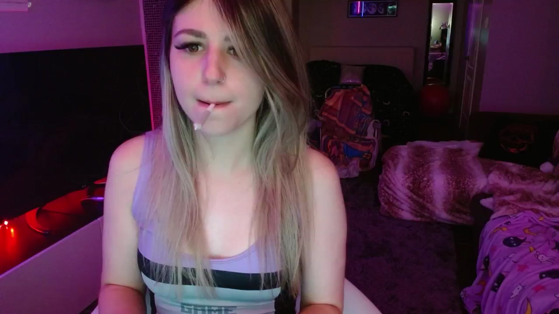 Gallery image thumbnail from Serafina's myfreecams stream on, 07/21/2024, 04:19 image 1 of 20