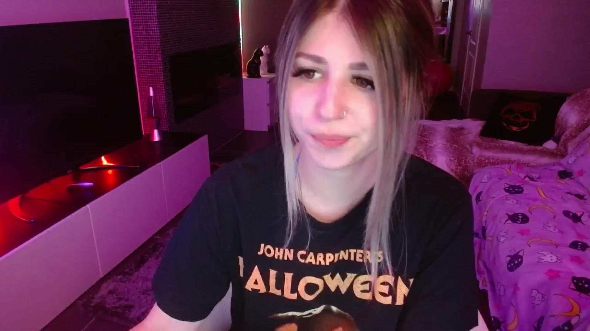 Gallery image thumbnail from Serafina's myfreecams stream on, 07/26/2024, 03:27 image 11 of 20