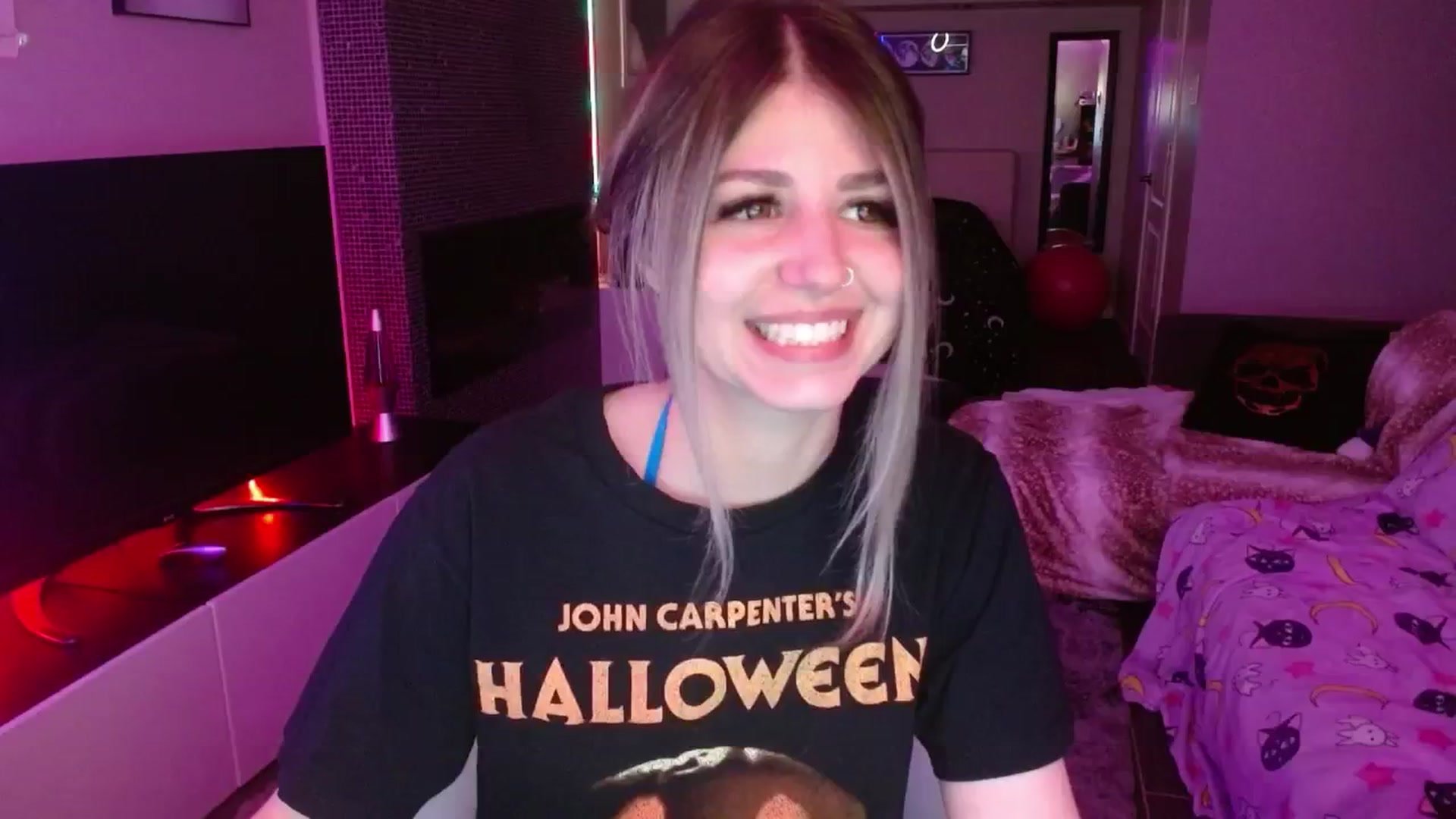 Gallery image thumbnail from Serafina's myfreecams stream on, 07/26/2024, 03:27 image 4 of 20