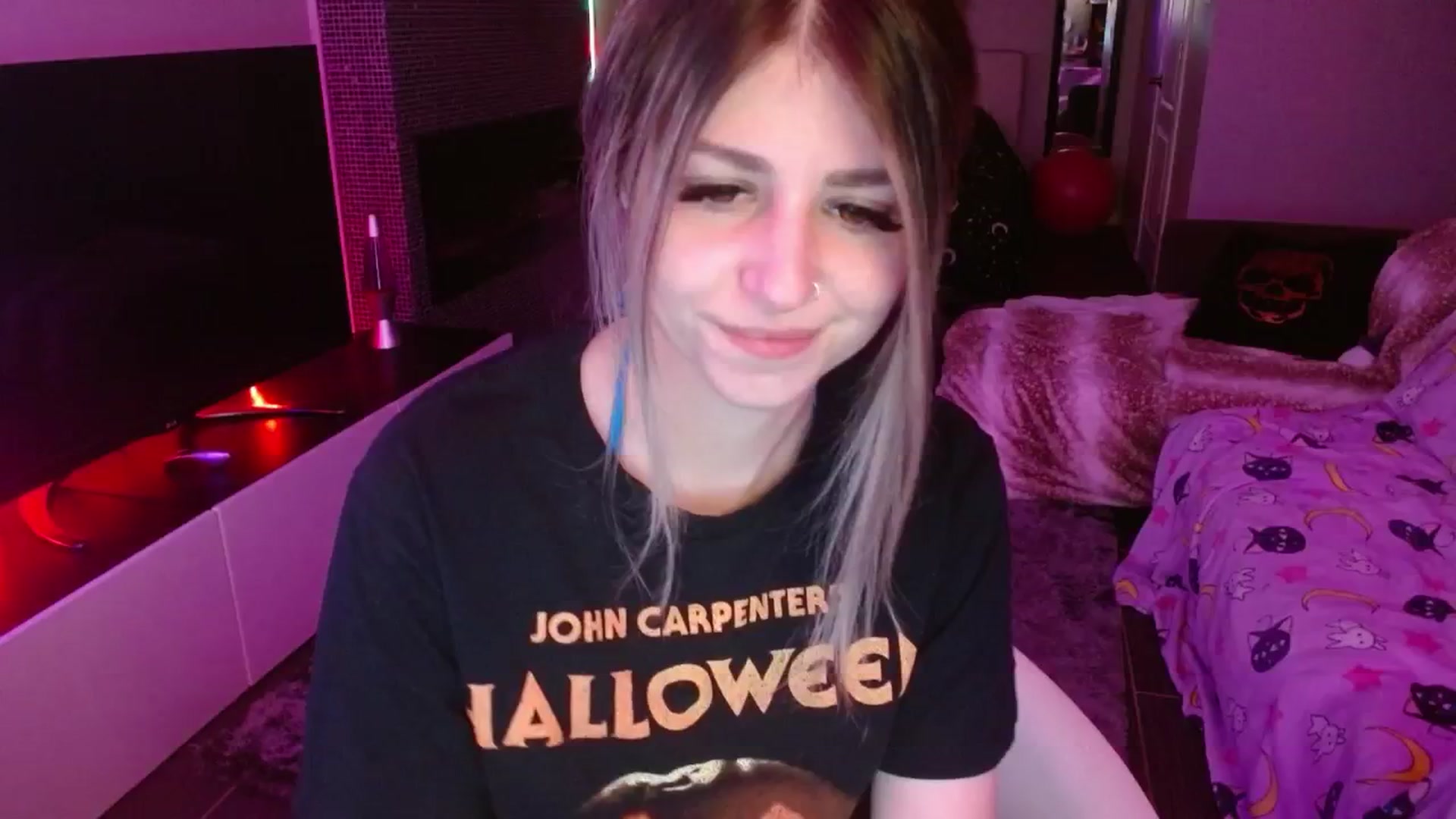 Gallery image thumbnail from Serafina's myfreecams stream on, 07/26/2024, 03:27 image 16 of 20