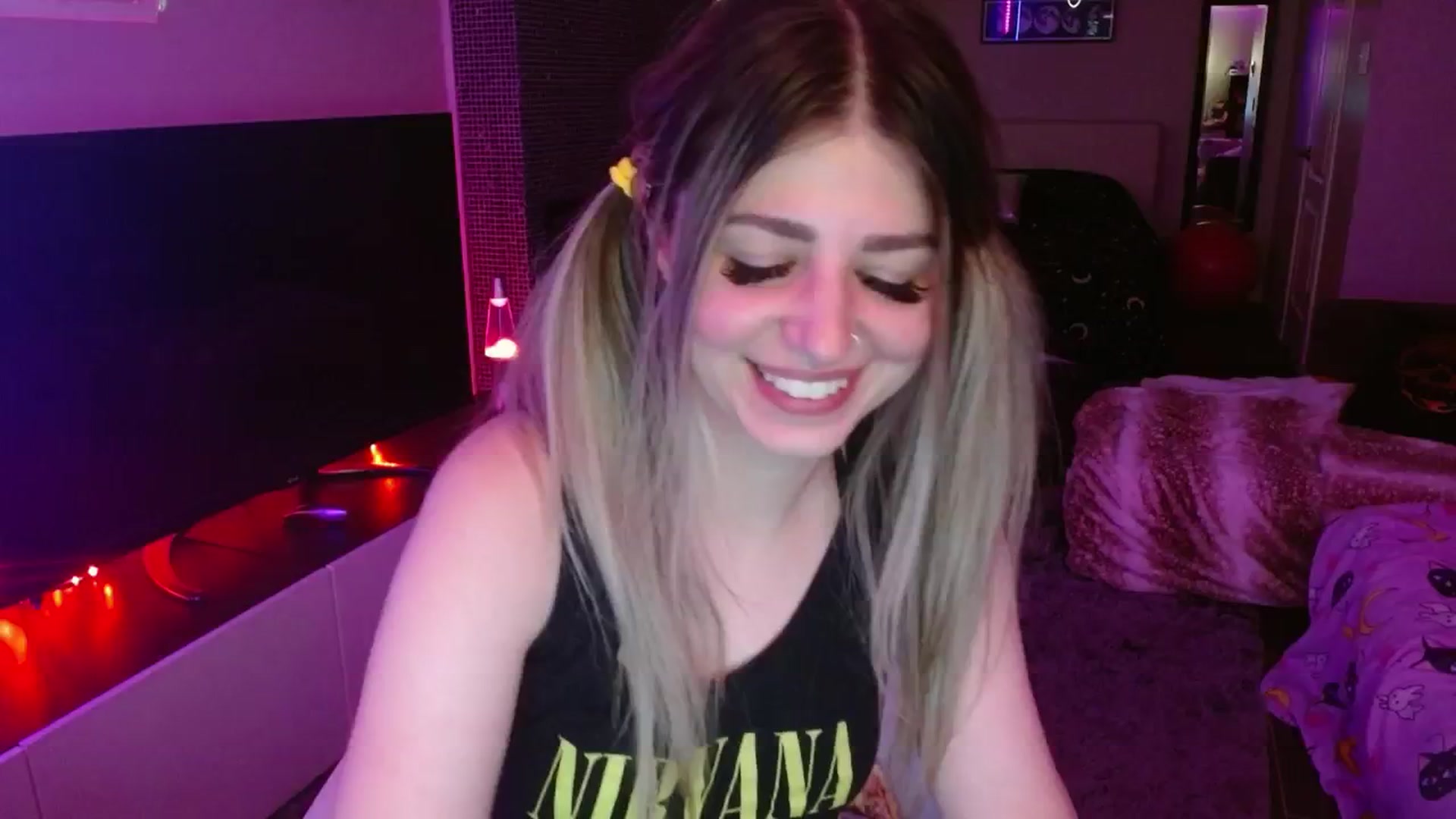 Gallery image thumbnail from Serafina's myfreecams stream on, 07/29/2024, 03:59 image 15 of 20