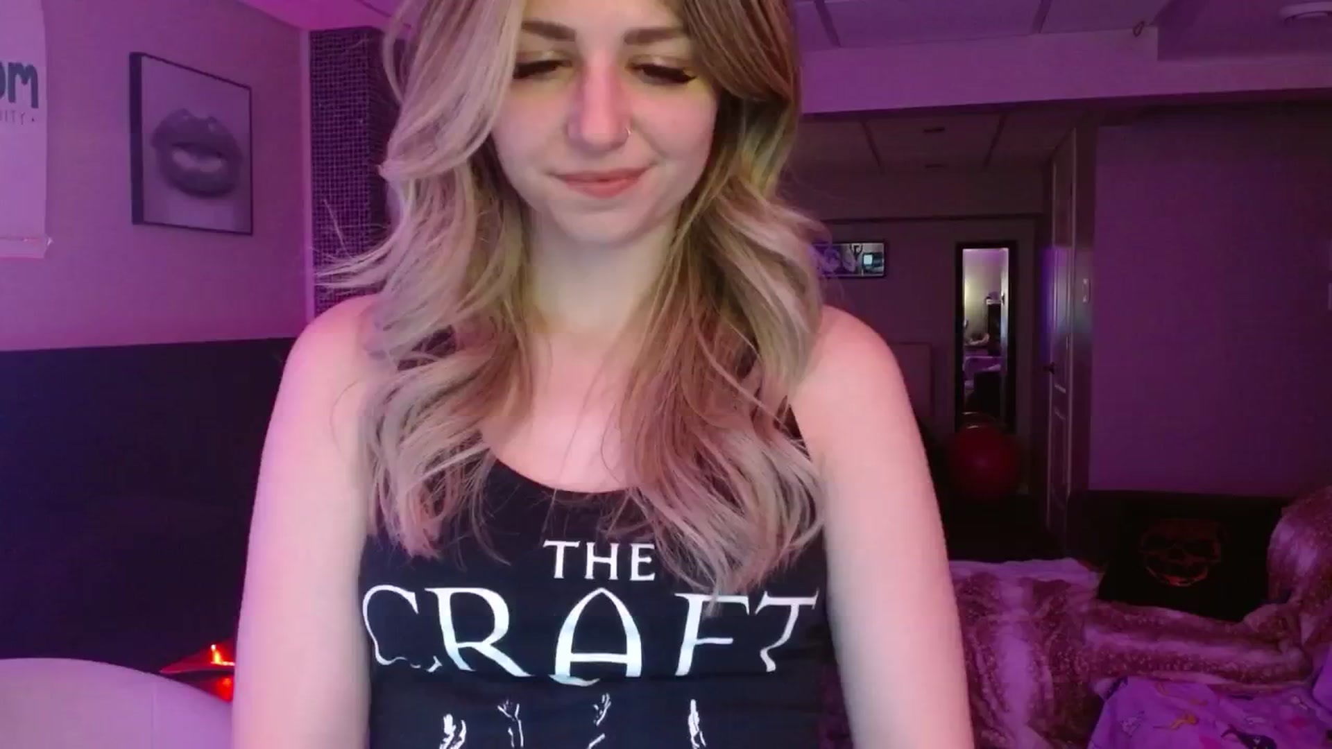 Gallery image thumbnail from Serafina's myfreecams stream on, 07/31/2024, 05:39 image 15 of 20