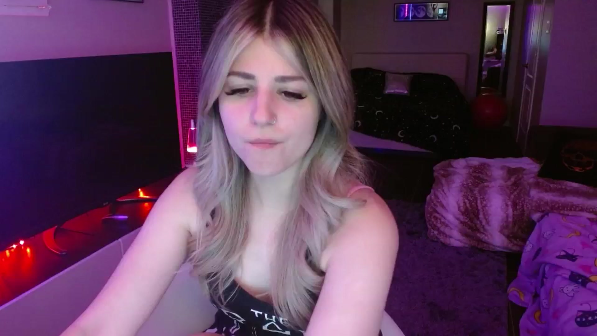 Gallery image thumbnail from Serafina's myfreecams stream on, 07/31/2024, 05:39 image 2 of 20
