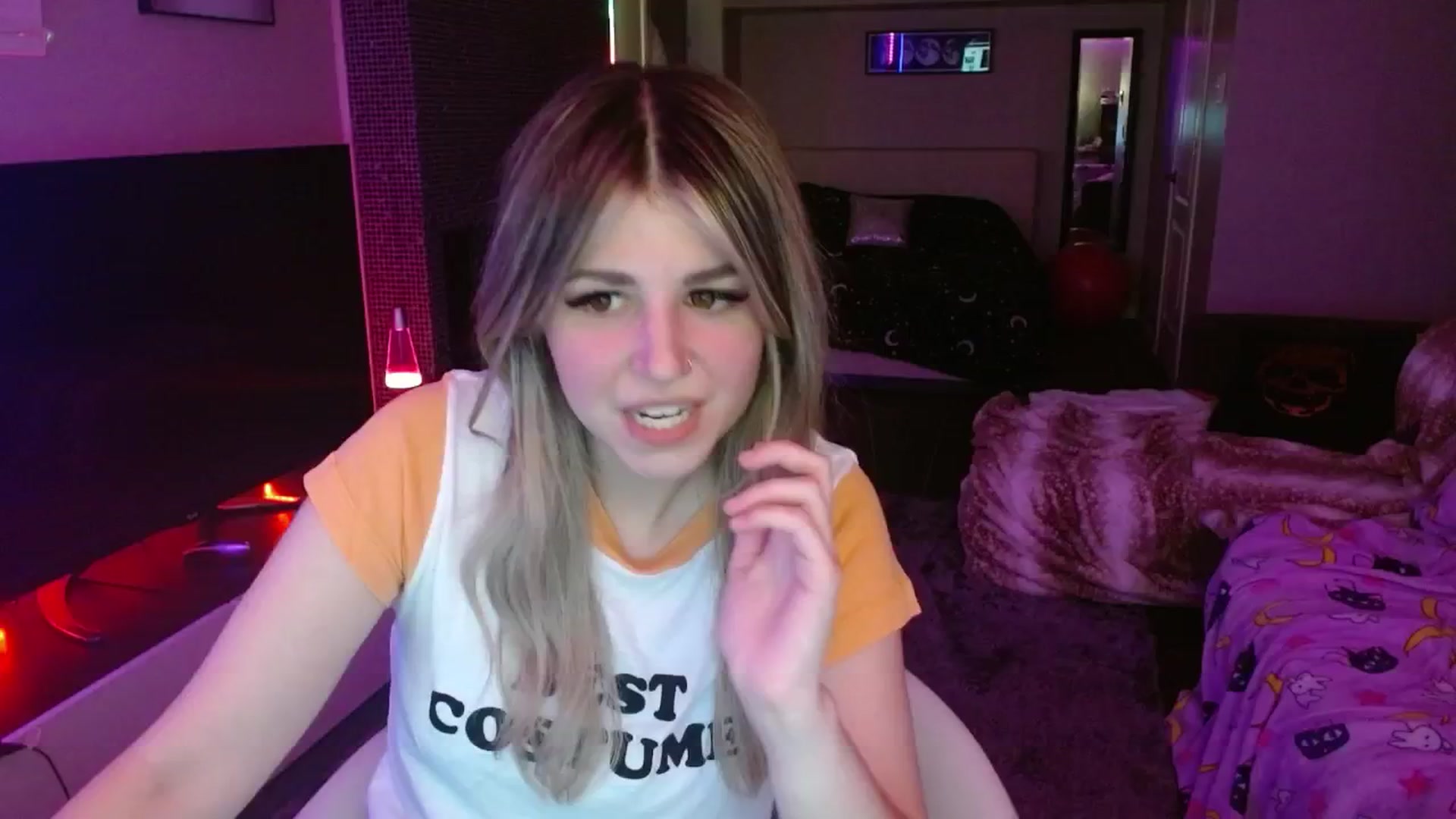 Gallery image thumbnail from Serafina's myfreecams stream on, 08/02/2024, 03:32 image 7 of 20