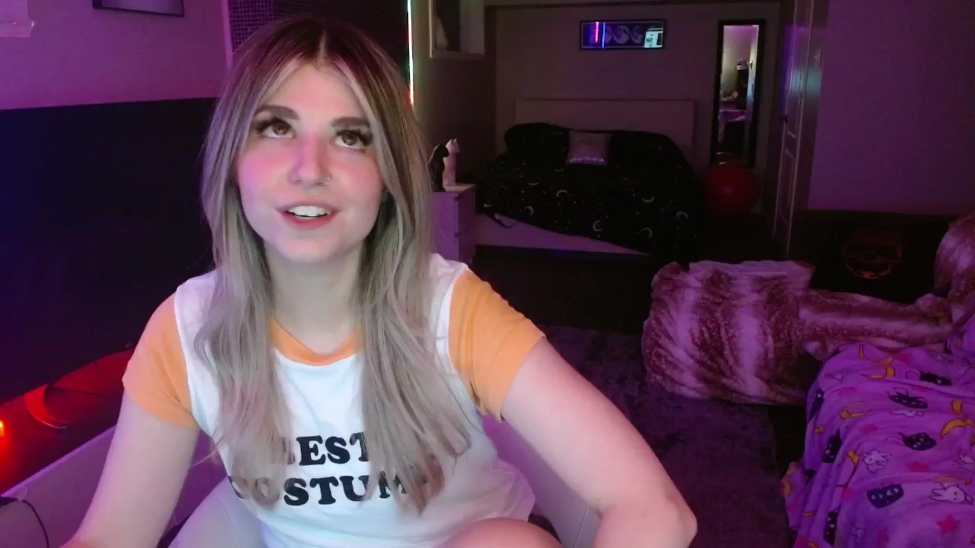 Gallery image thumbnail from Serafina's myfreecams stream on, 08/02/2024, 03:32 image 10 of 20