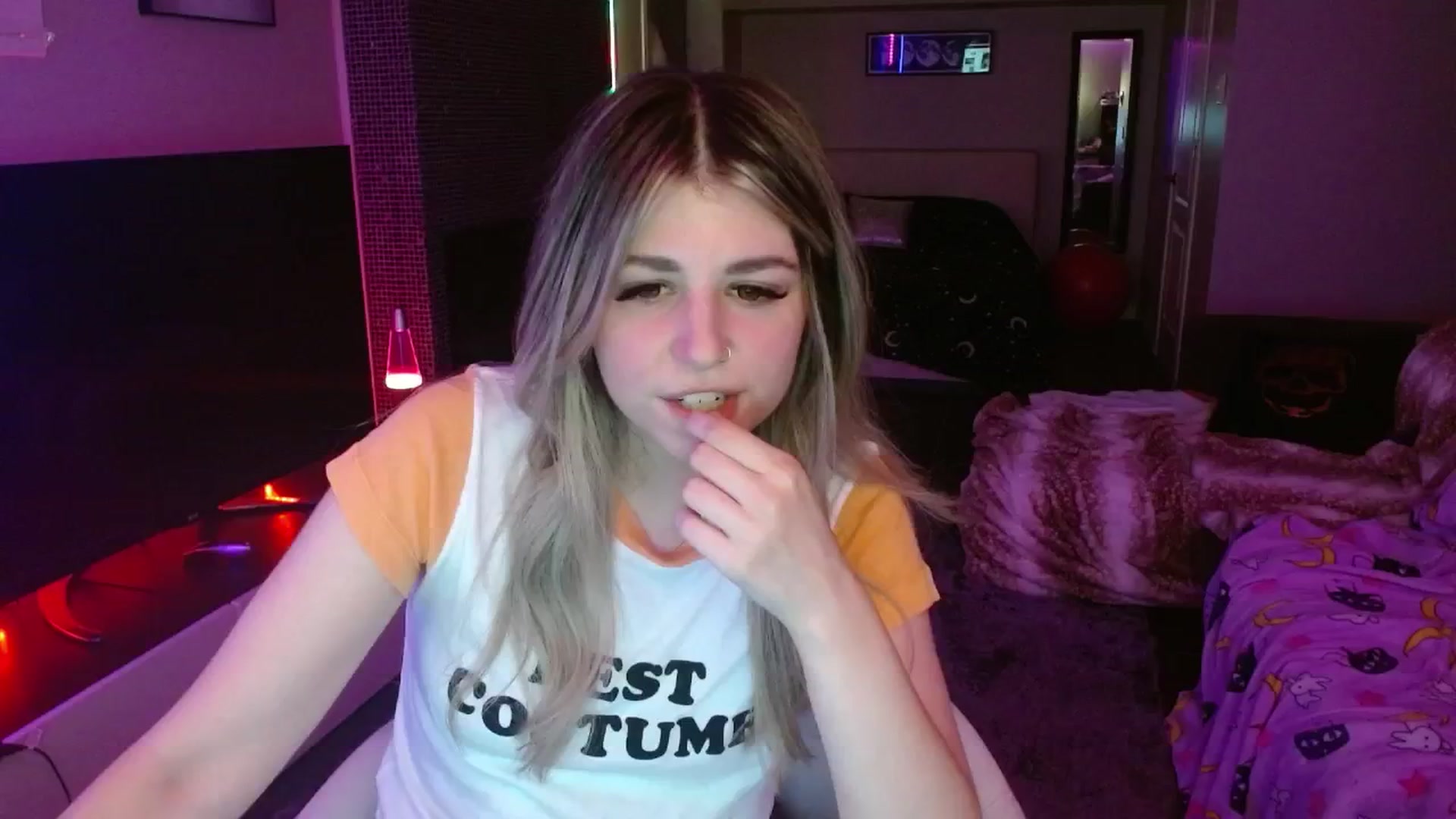 Gallery image thumbnail from Serafina's myfreecams stream on, 08/02/2024, 03:32 image 4 of 20