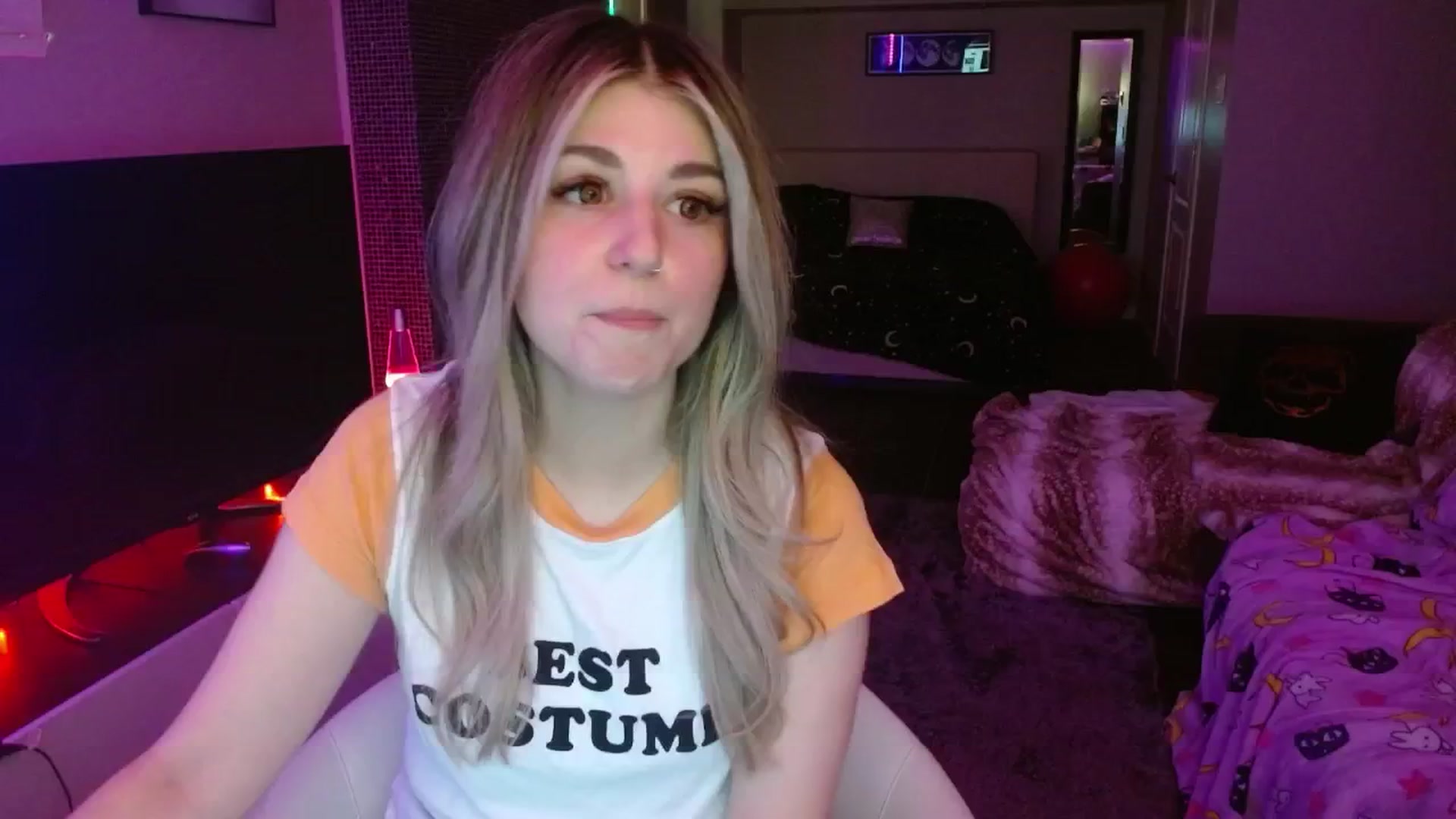 Gallery image thumbnail from Serafina's myfreecams stream on, 08/02/2024, 03:32 image 12 of 20