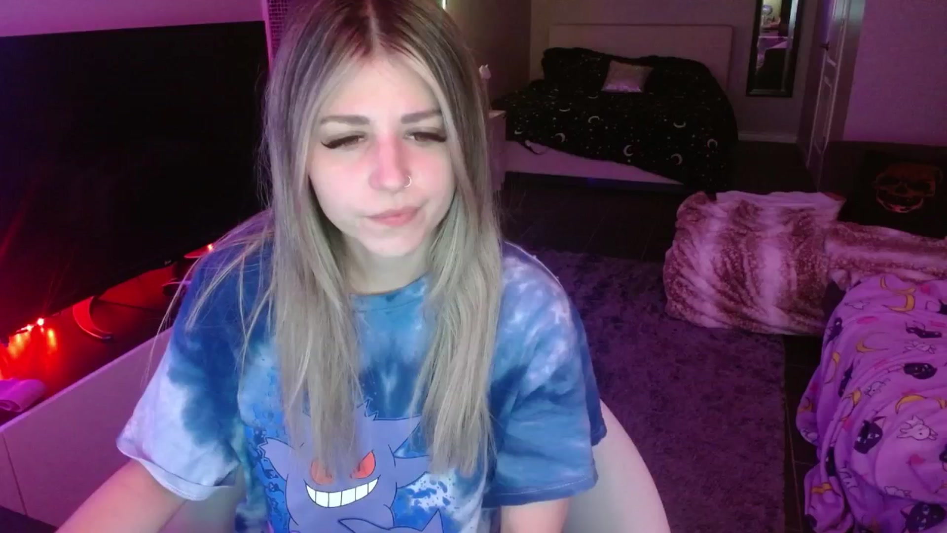Gallery image thumbnail from Serafina's myfreecams stream on, 08/04/2024, 03:31 image 19 of 20