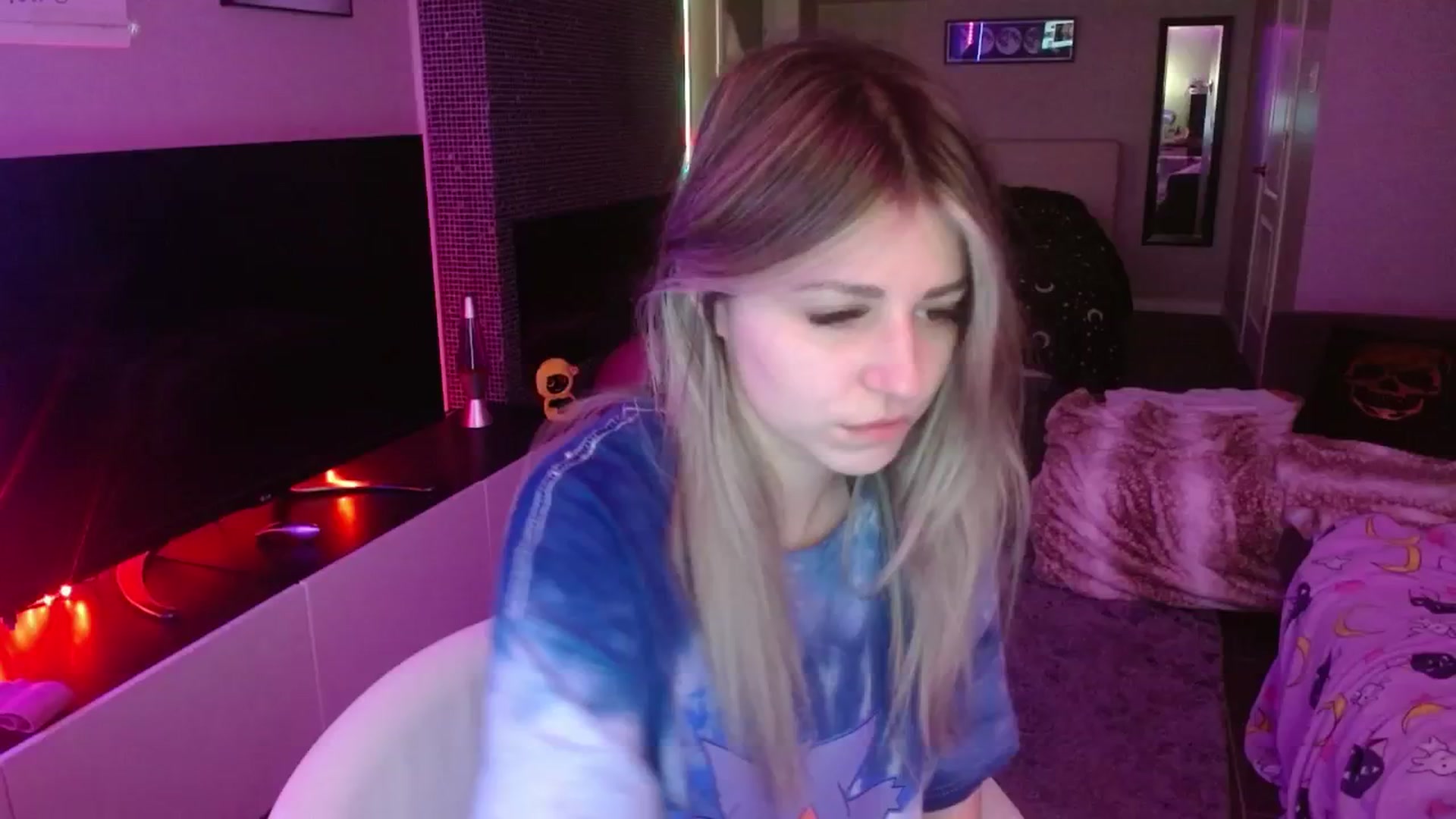Gallery image thumbnail from Serafina's myfreecams stream on, 08/04/2024, 03:31 image 13 of 20