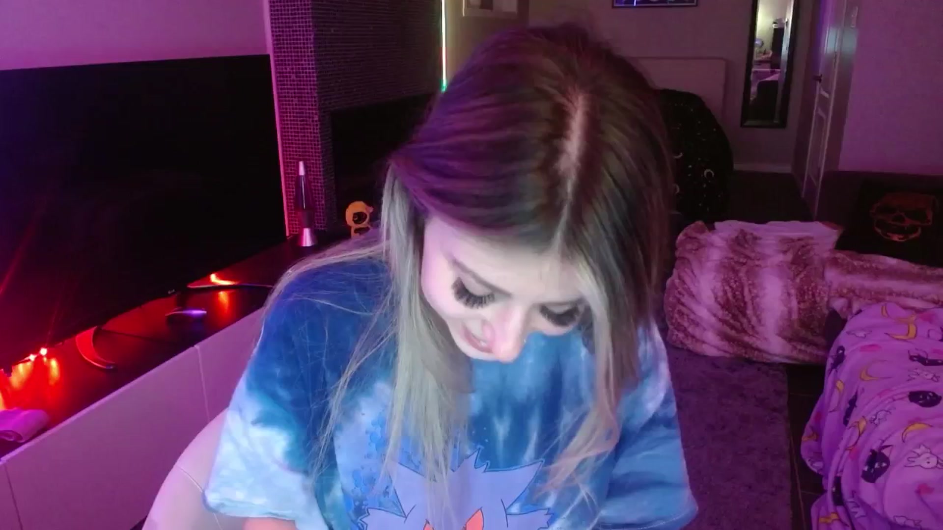 Gallery image thumbnail from Serafina's myfreecams stream on, 08/04/2024, 03:31 image 10 of 20