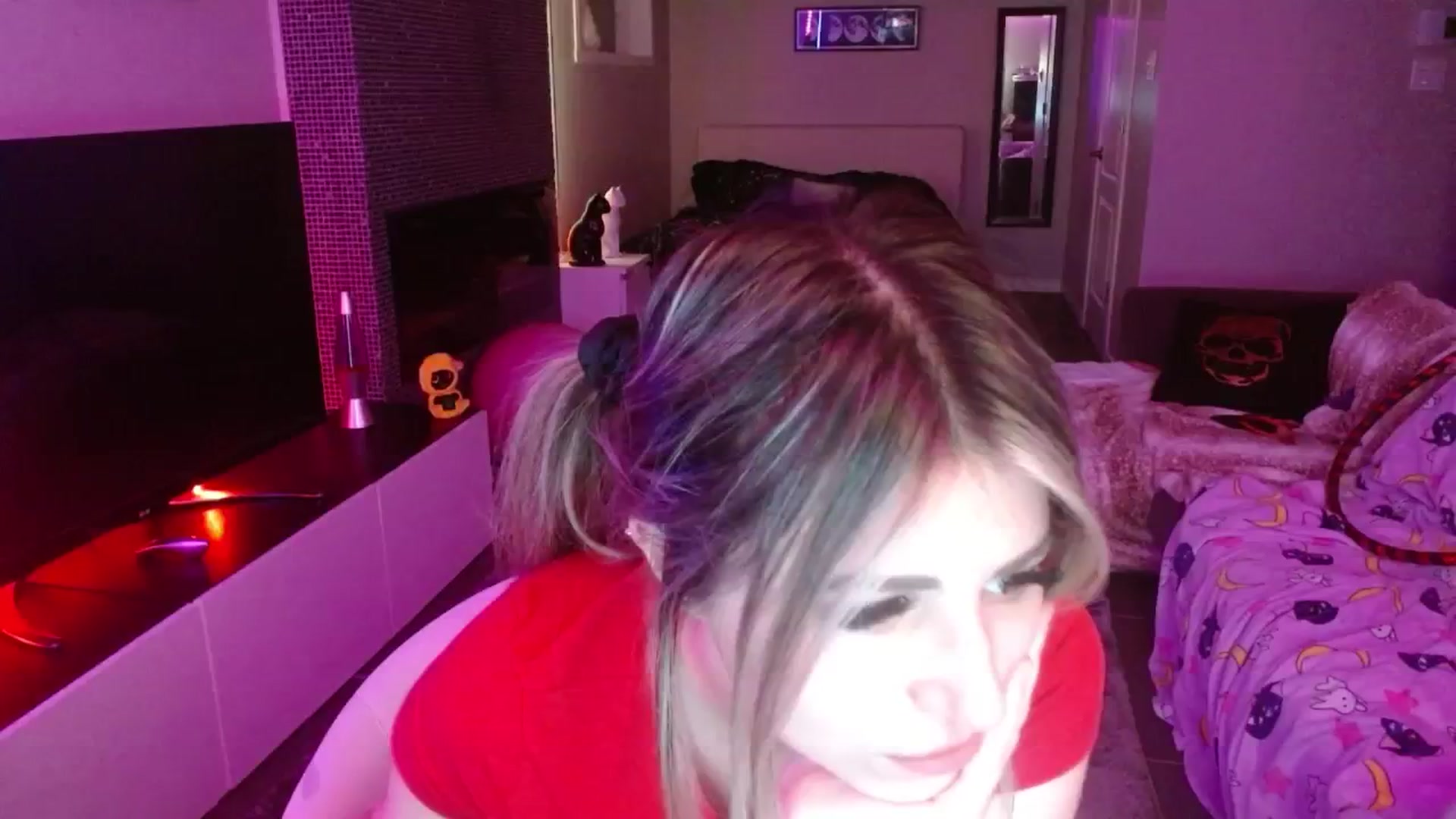 Gallery image thumbnail from Serafina's myfreecams stream on, 08/05/2024, 06:14 image 19 of 20