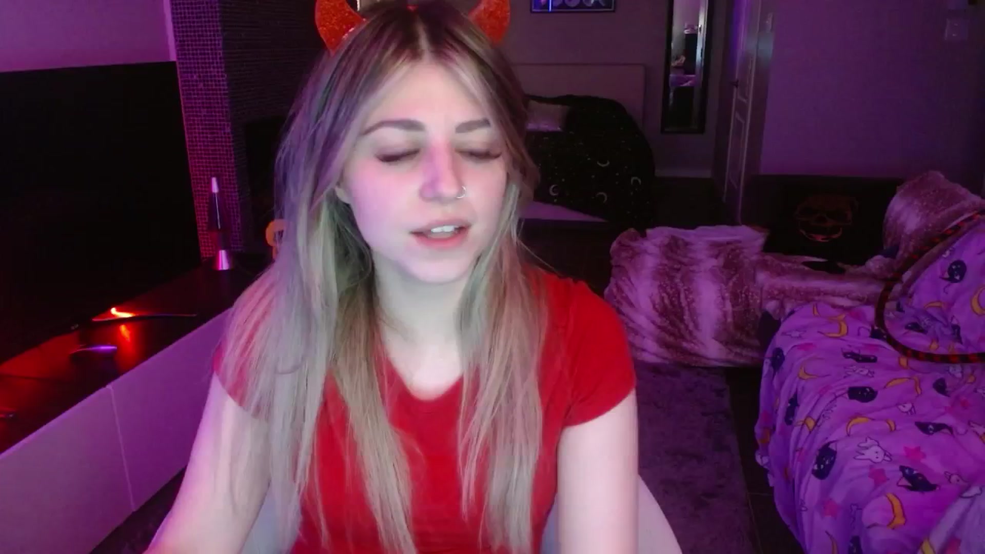 Gallery image thumbnail from Serafina's myfreecams stream on, 08/05/2024, 06:14 image 2 of 20