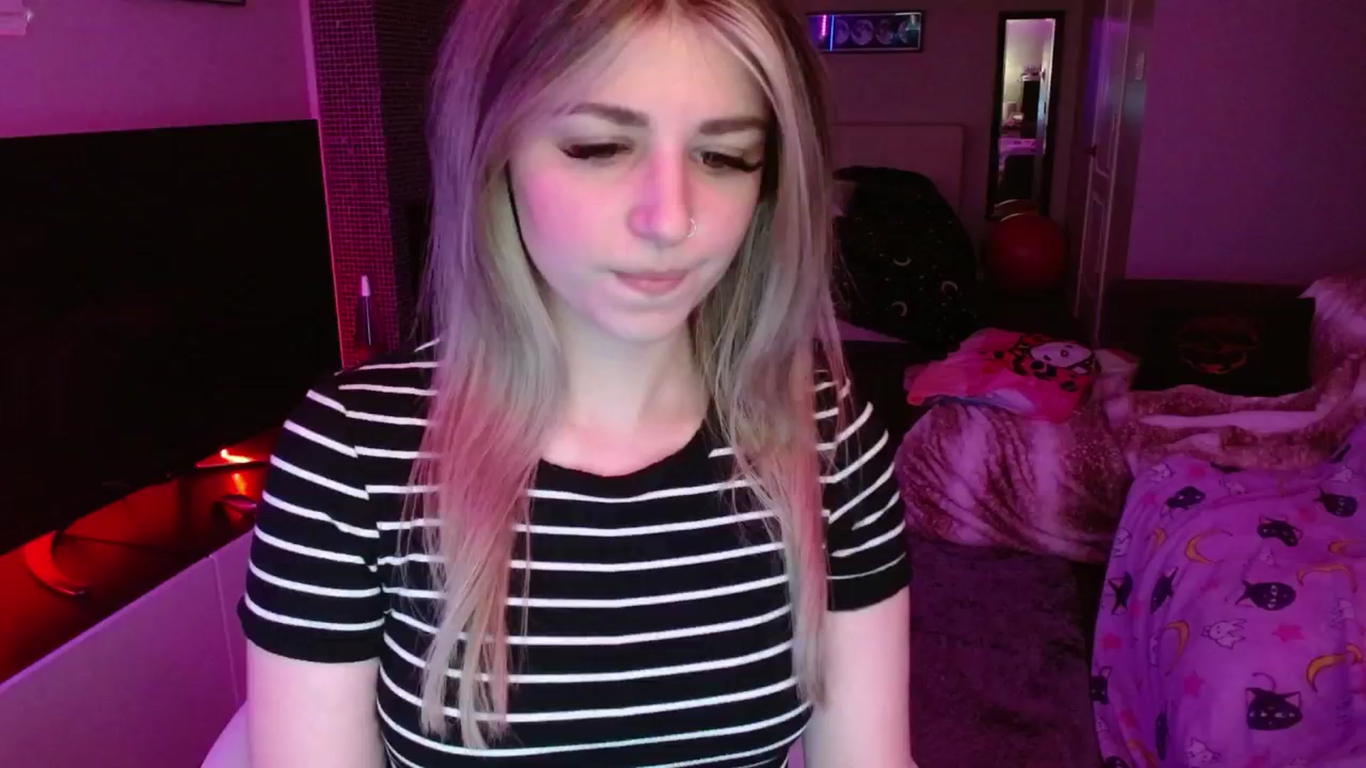 Gallery image thumbnail from Serafina's myfreecams stream on, 08/07/2024, 03:52 image 9 of 20