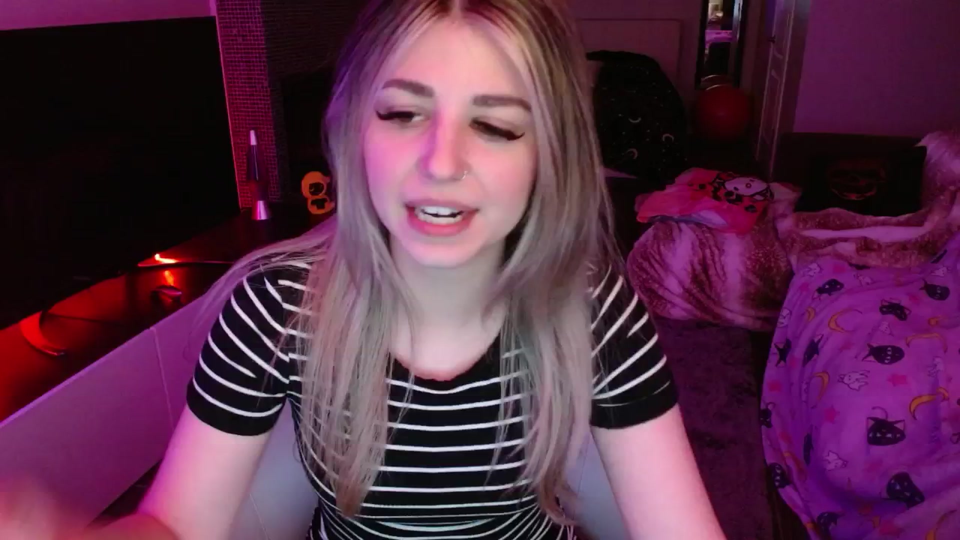 Gallery image thumbnail from Serafina's myfreecams stream on, 08/07/2024, 03:52 image 1 of 20