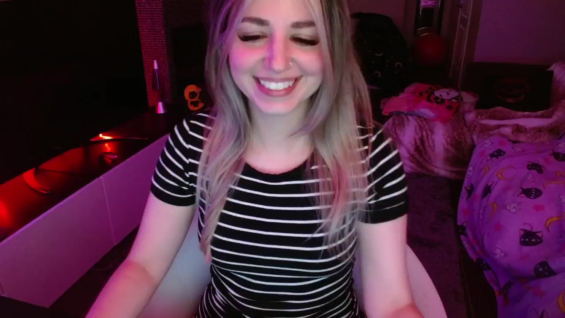 Gallery image thumbnail from Serafina's myfreecams stream on, 08/07/2024, 04:15 image 7 of 20
