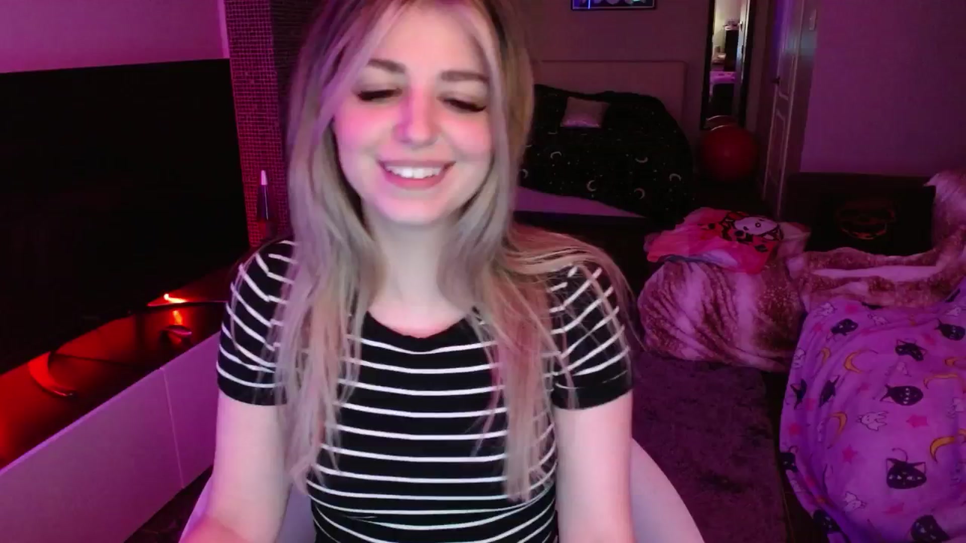 Gallery image thumbnail from Serafina's myfreecams stream on, 08/07/2024, 04:15 image 4 of 20