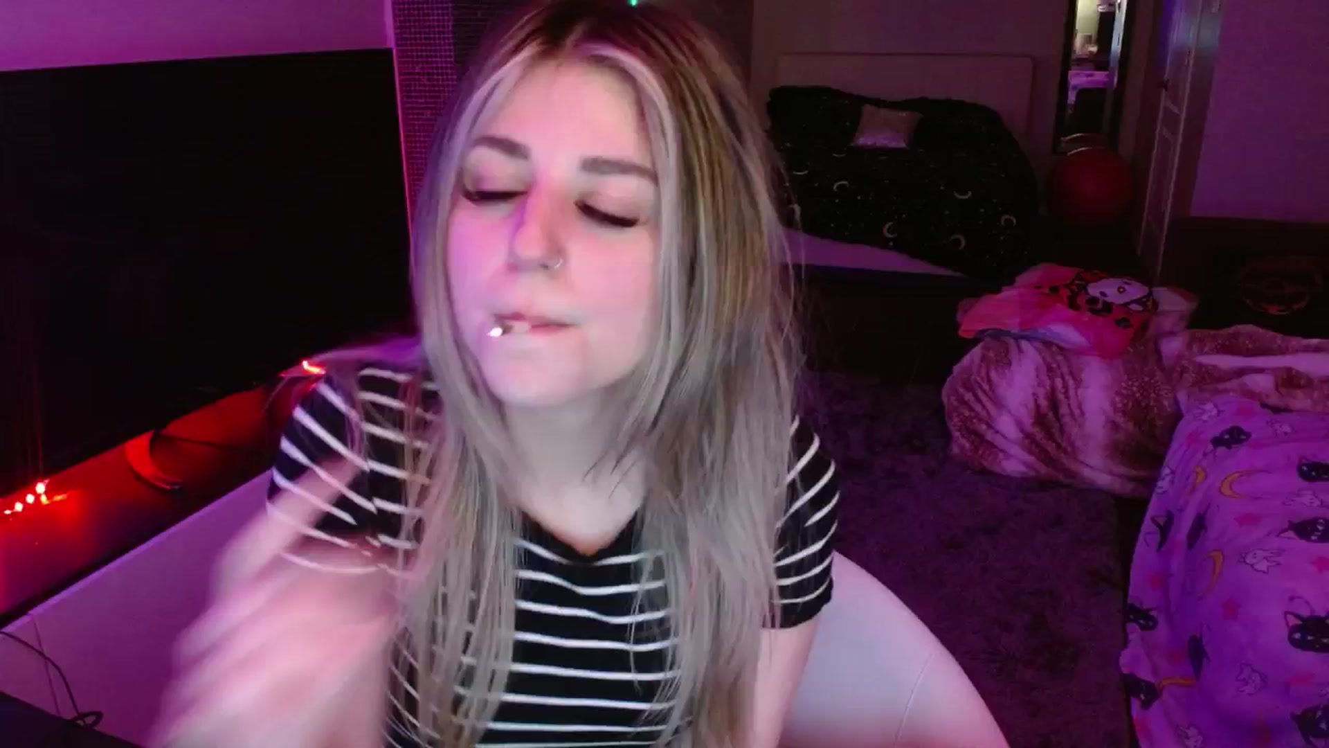 Gallery image thumbnail from Serafina's myfreecams stream on, 08/07/2024, 05:43 image 14 of 20