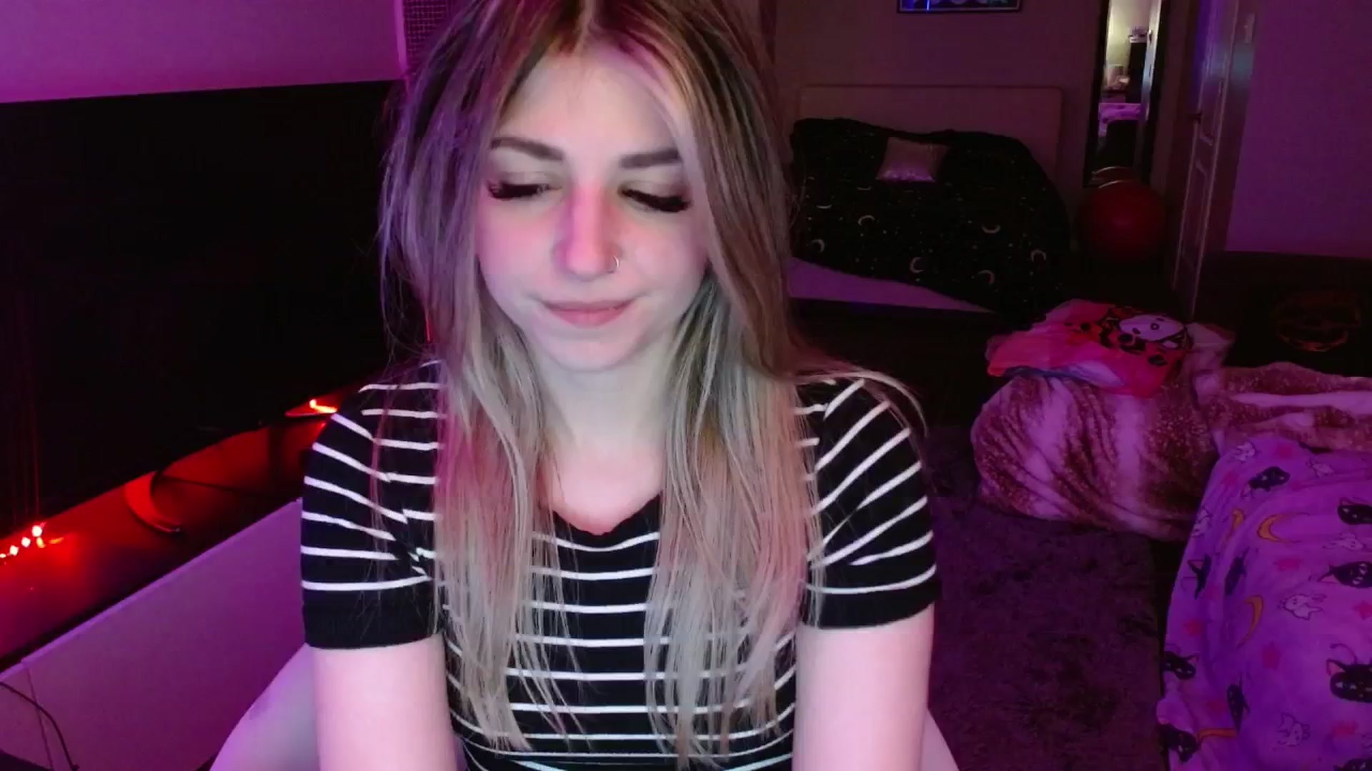 Gallery image thumbnail from Serafina's myfreecams stream on, 08/07/2024, 05:43 image 9 of 20
