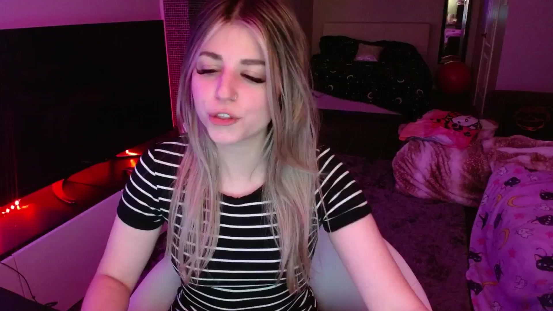 Gallery image thumbnail from Serafina's myfreecams stream on, 08/07/2024, 05:43 image 13 of 20