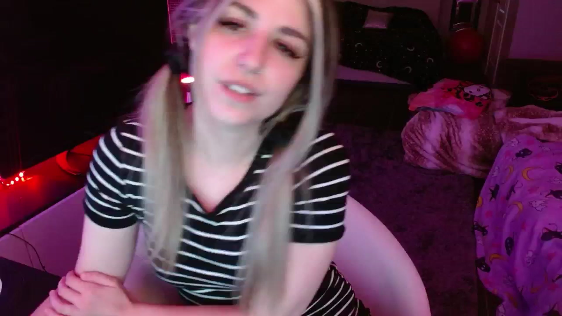 Gallery image thumbnail from Serafina's myfreecams stream on, 08/07/2024, 07:09 image 14 of 20
