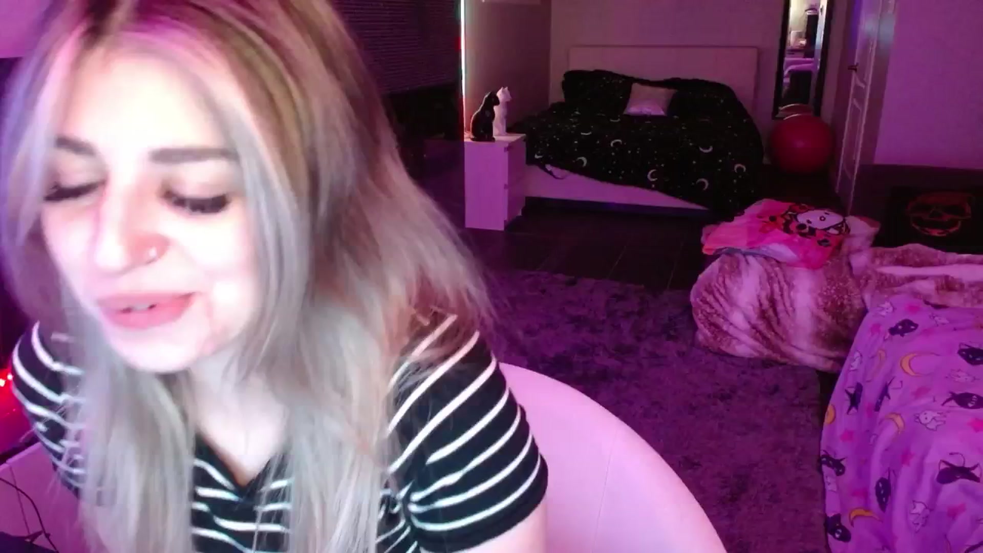 Gallery image thumbnail from Serafina's myfreecams stream on, 08/07/2024, 07:09 image 7 of 20