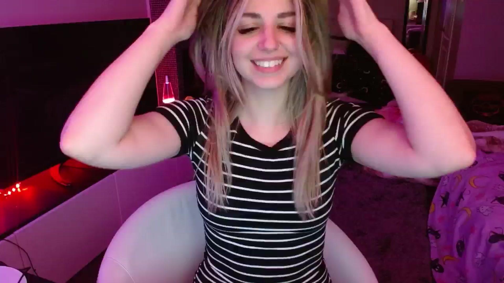 Gallery image thumbnail from Serafina's myfreecams stream on, 08/07/2024, 07:09 image 1 of 20