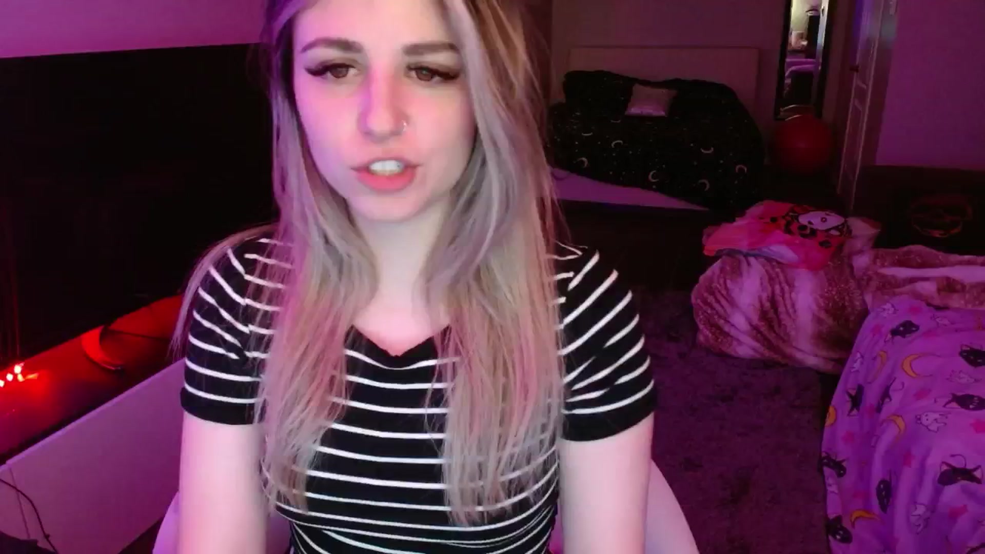 Gallery image thumbnail from Serafina's myfreecams stream on, 08/07/2024, 07:09 image 9 of 20