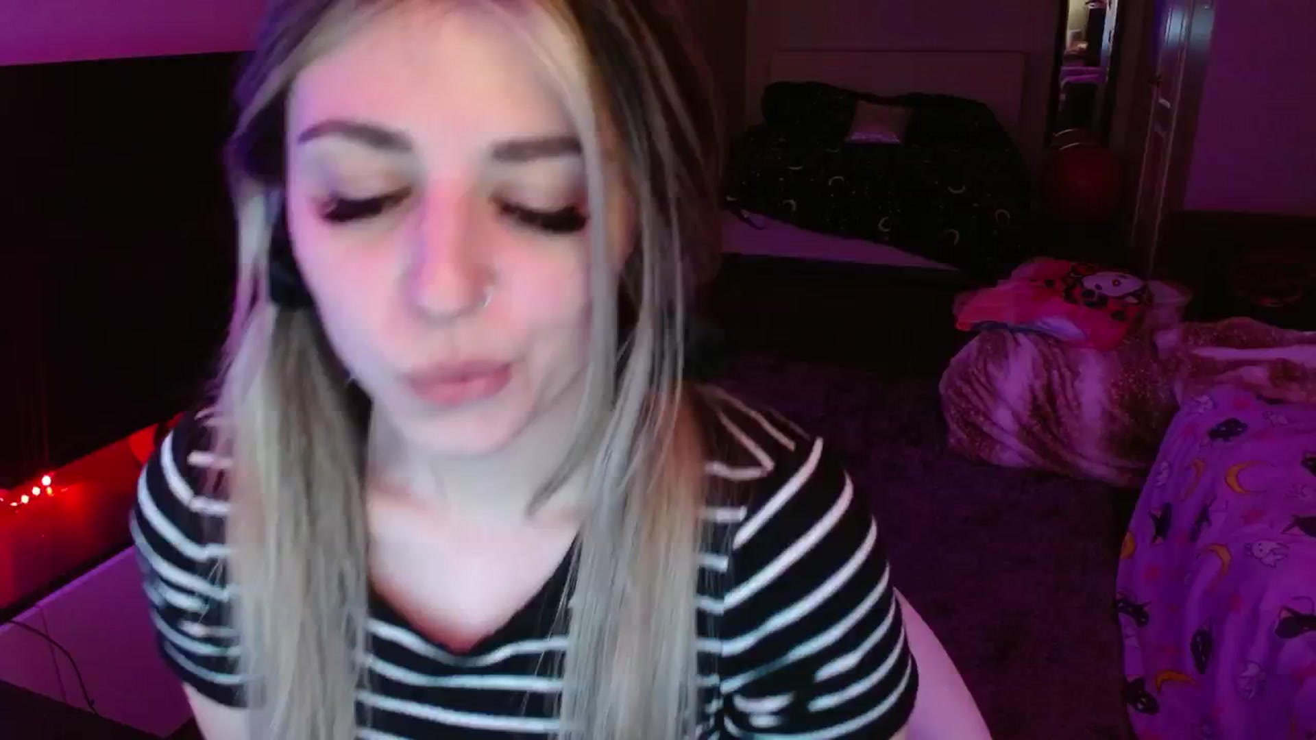 Gallery image thumbnail from Serafina's myfreecams stream on, 08/07/2024, 07:09 image 13 of 20