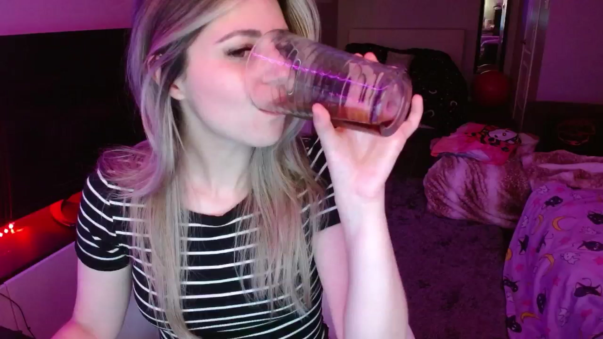 Gallery image thumbnail from Serafina's myfreecams stream on, 08/07/2024, 07:09 image 8 of 20