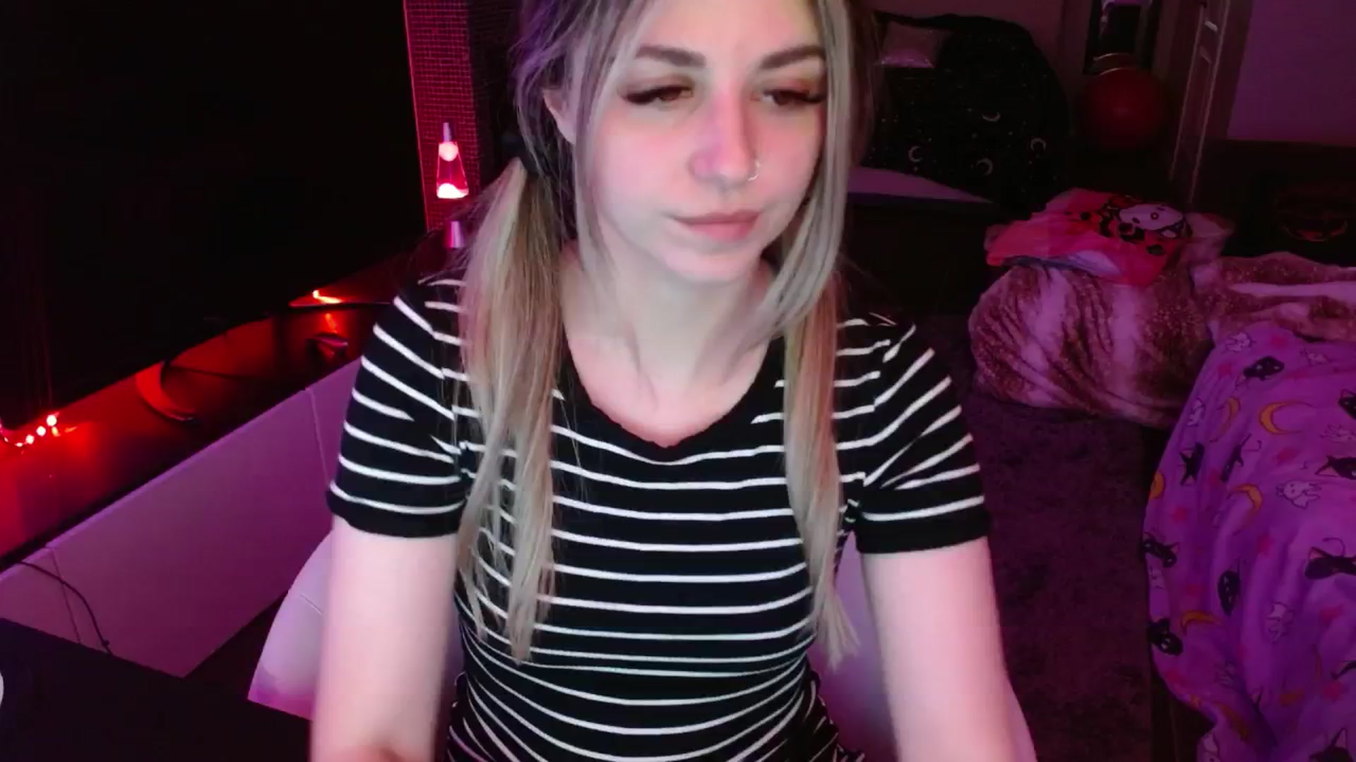 Gallery image thumbnail from Serafina's myfreecams stream on, 08/07/2024, 07:09 image 19 of 20