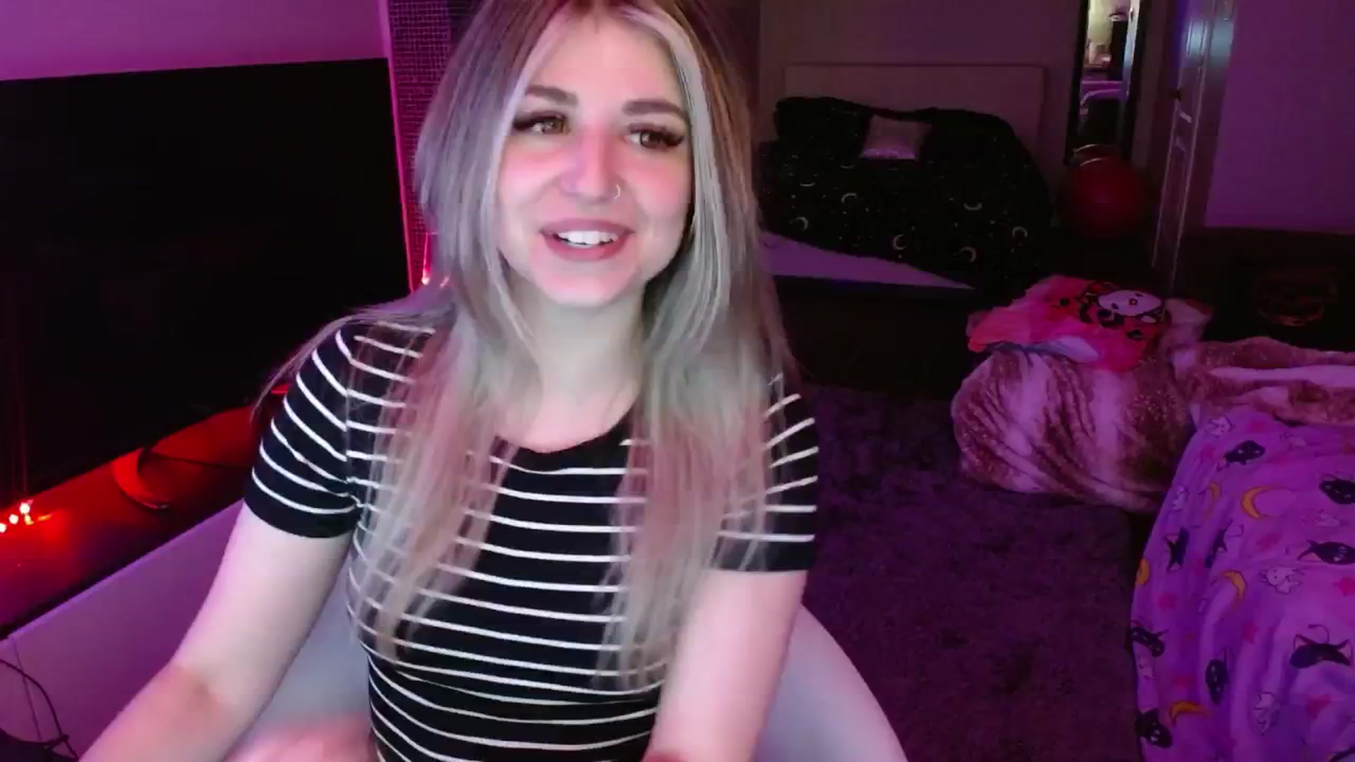 Gallery image thumbnail from Serafina's myfreecams stream on, 08/07/2024, 07:09 image 10 of 20