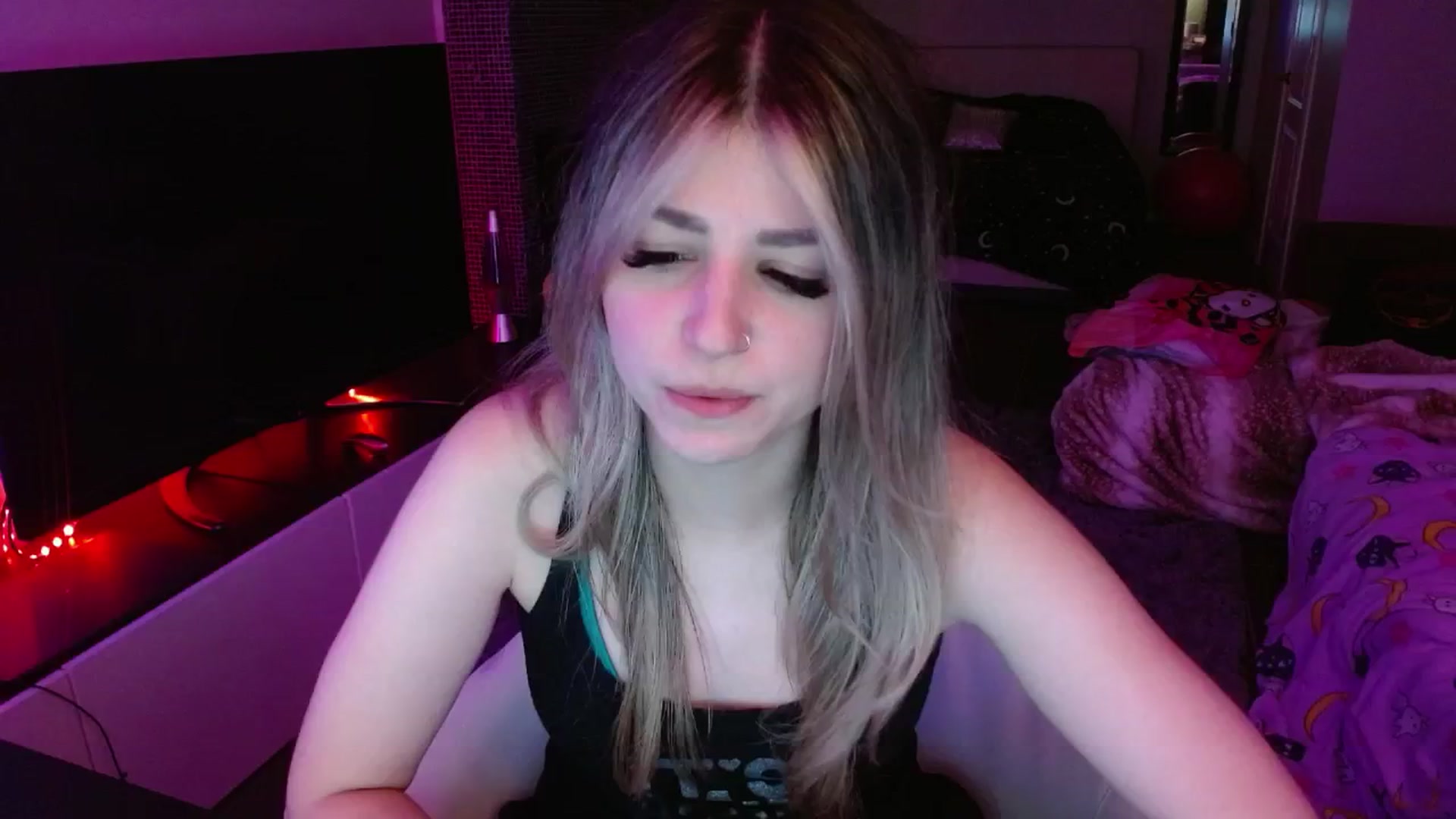 Gallery image thumbnail from Serafina's myfreecams stream on, 08/08/2024, 04:02 image 12 of 20