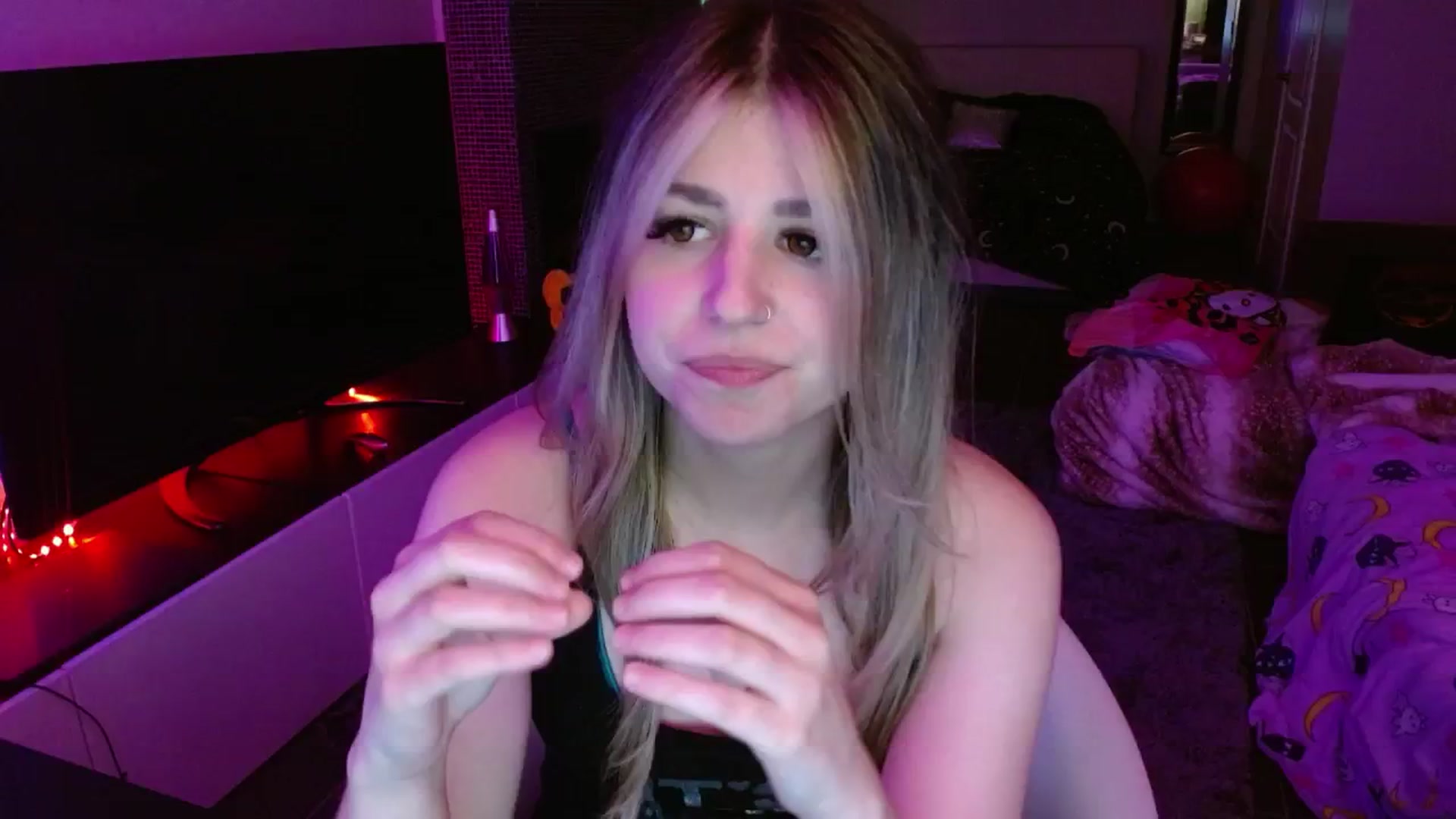 Gallery image thumbnail from Serafina's myfreecams stream on, 08/08/2024, 04:02 image 19 of 20